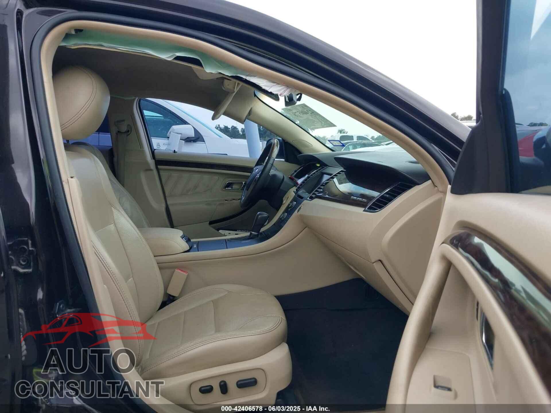 FORD TAURUS 2013 - 1FAHP2F82DG185100