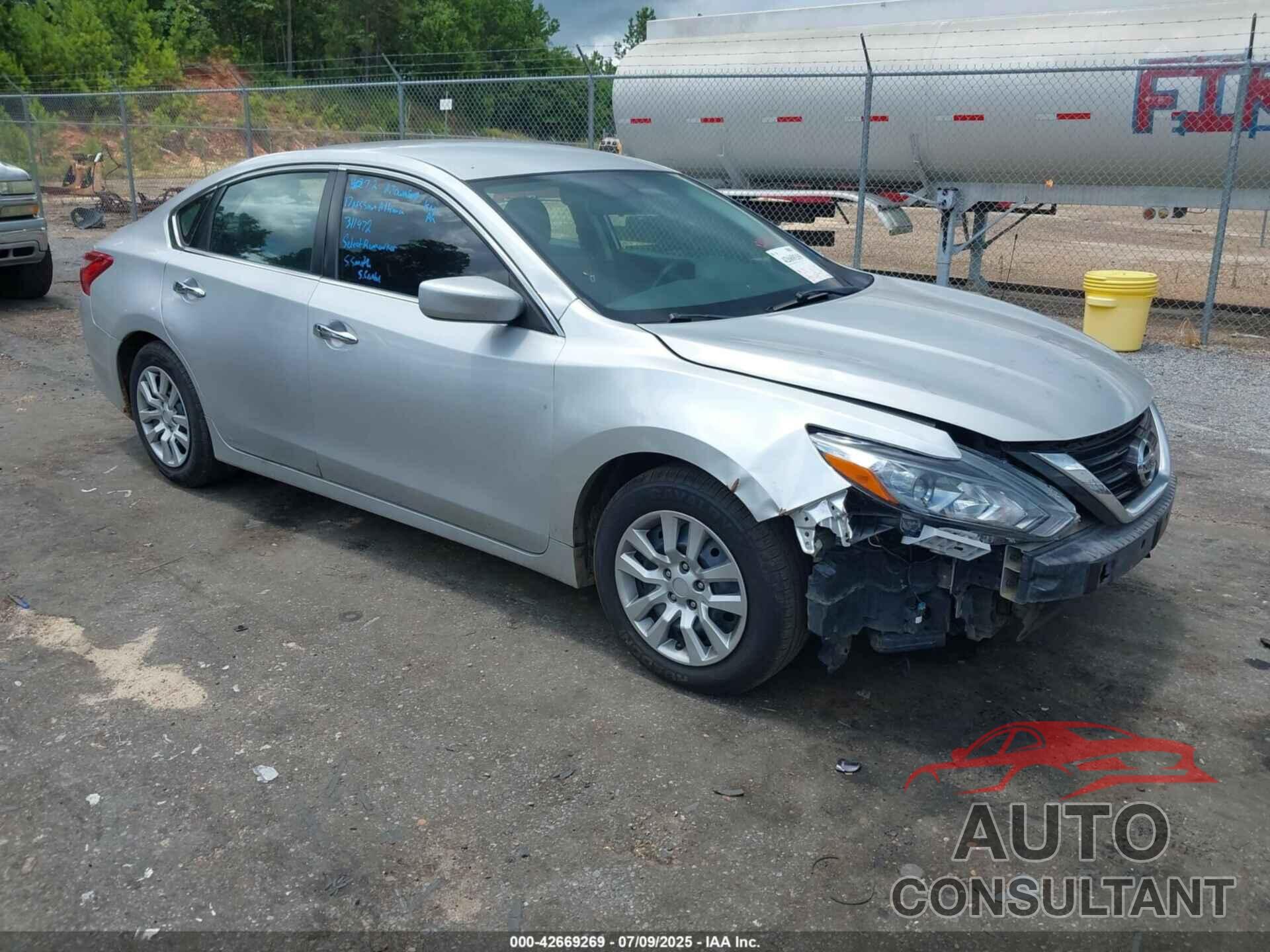 NISSAN ALTIMA 2017 - 1N4AL3AP3HN341972