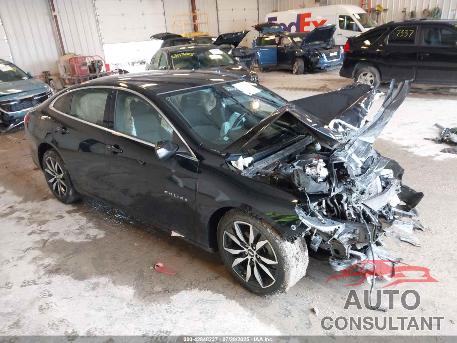 CHEVROLET MALIBU 2018 - 1G1ZD5ST1JF287730