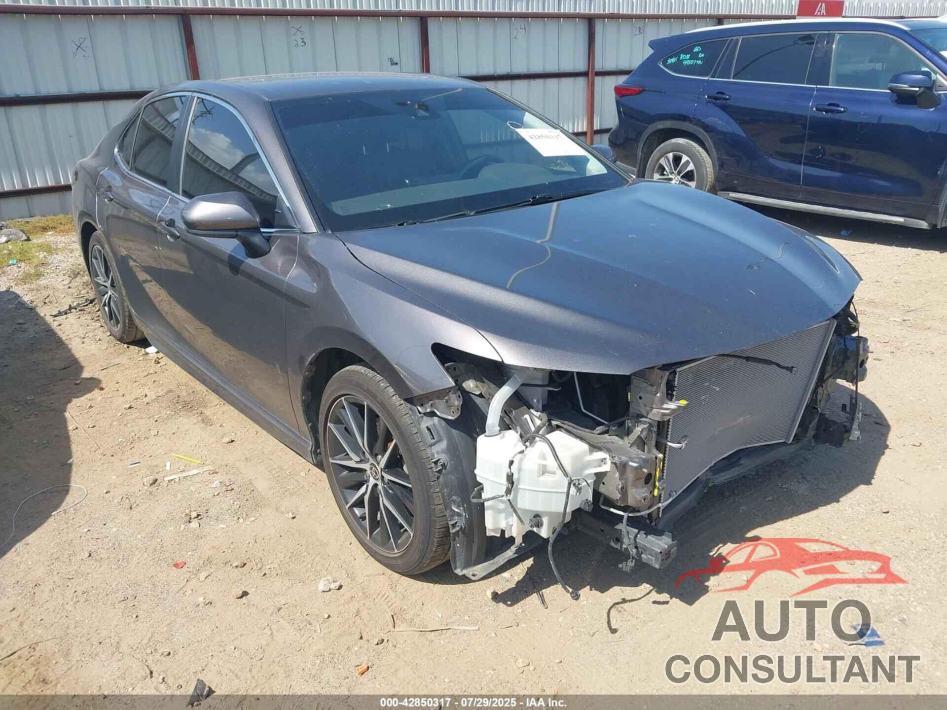 TOYOTA CAMRY 2021 - 4T1G11AK2MU427496