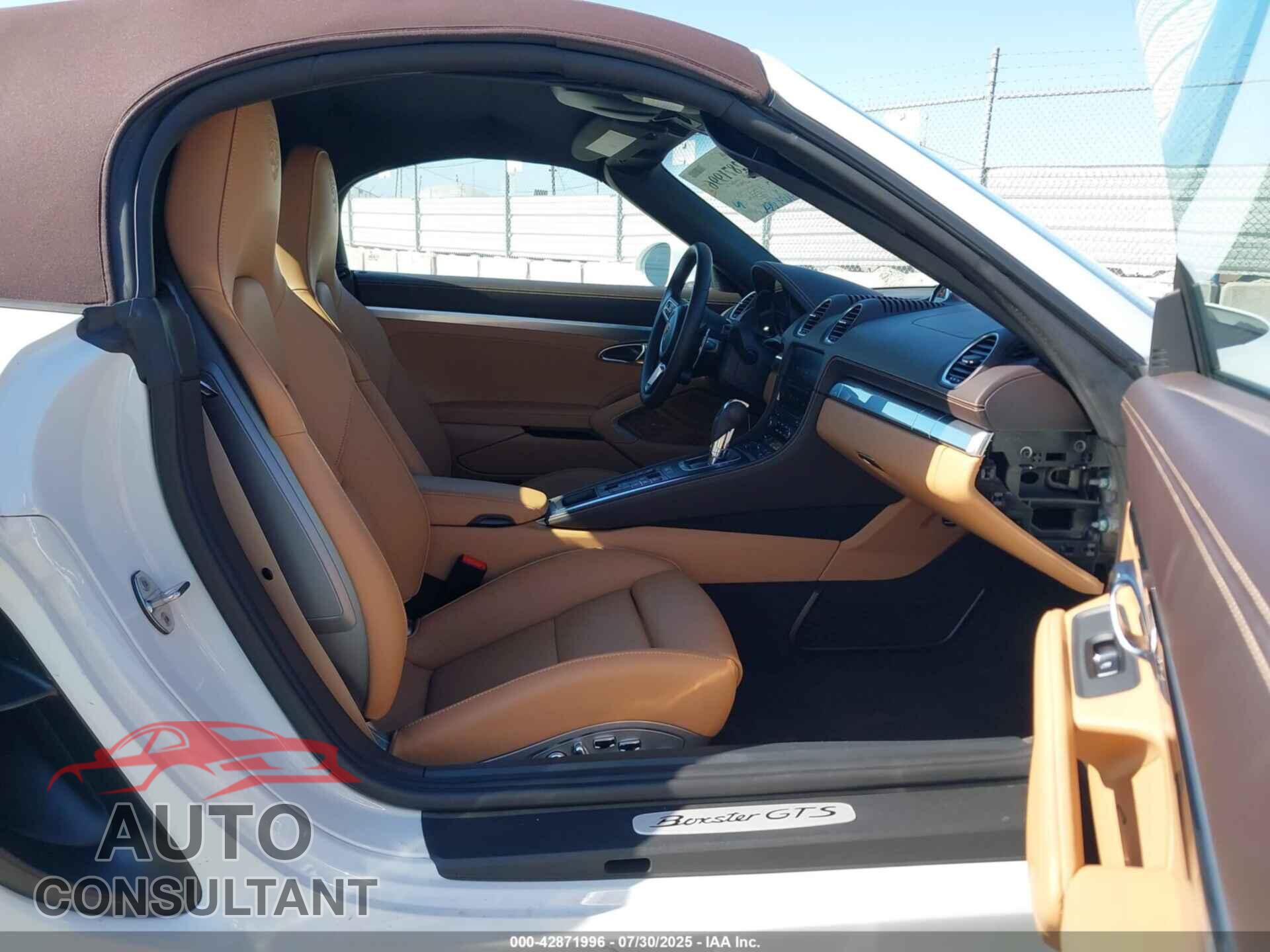 PORSCHE BOXSTER 2022 - WP0CD2A84NS228628