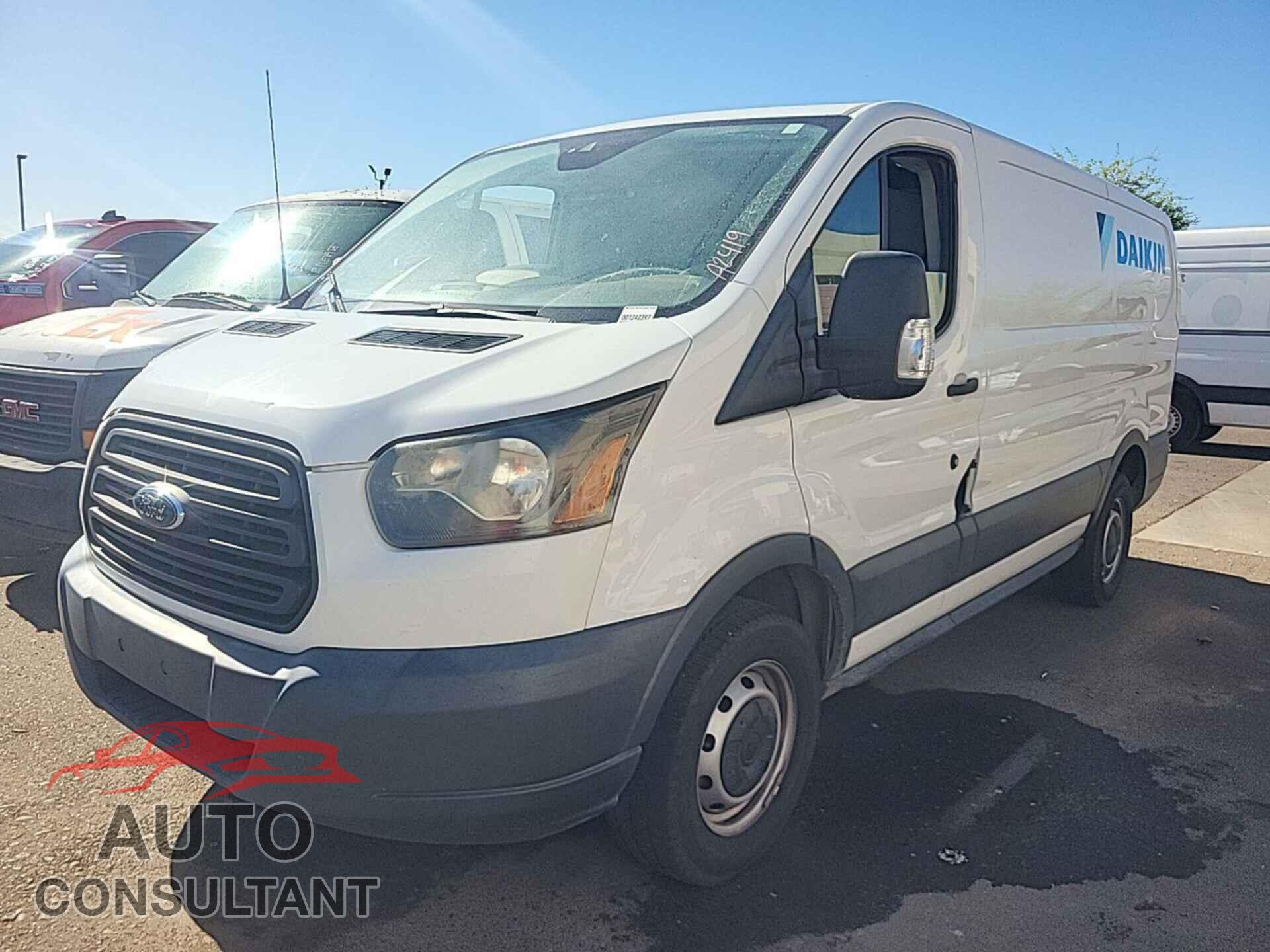 FORD TRANSIT 2017 - 1FTYR1YM9HKB32986