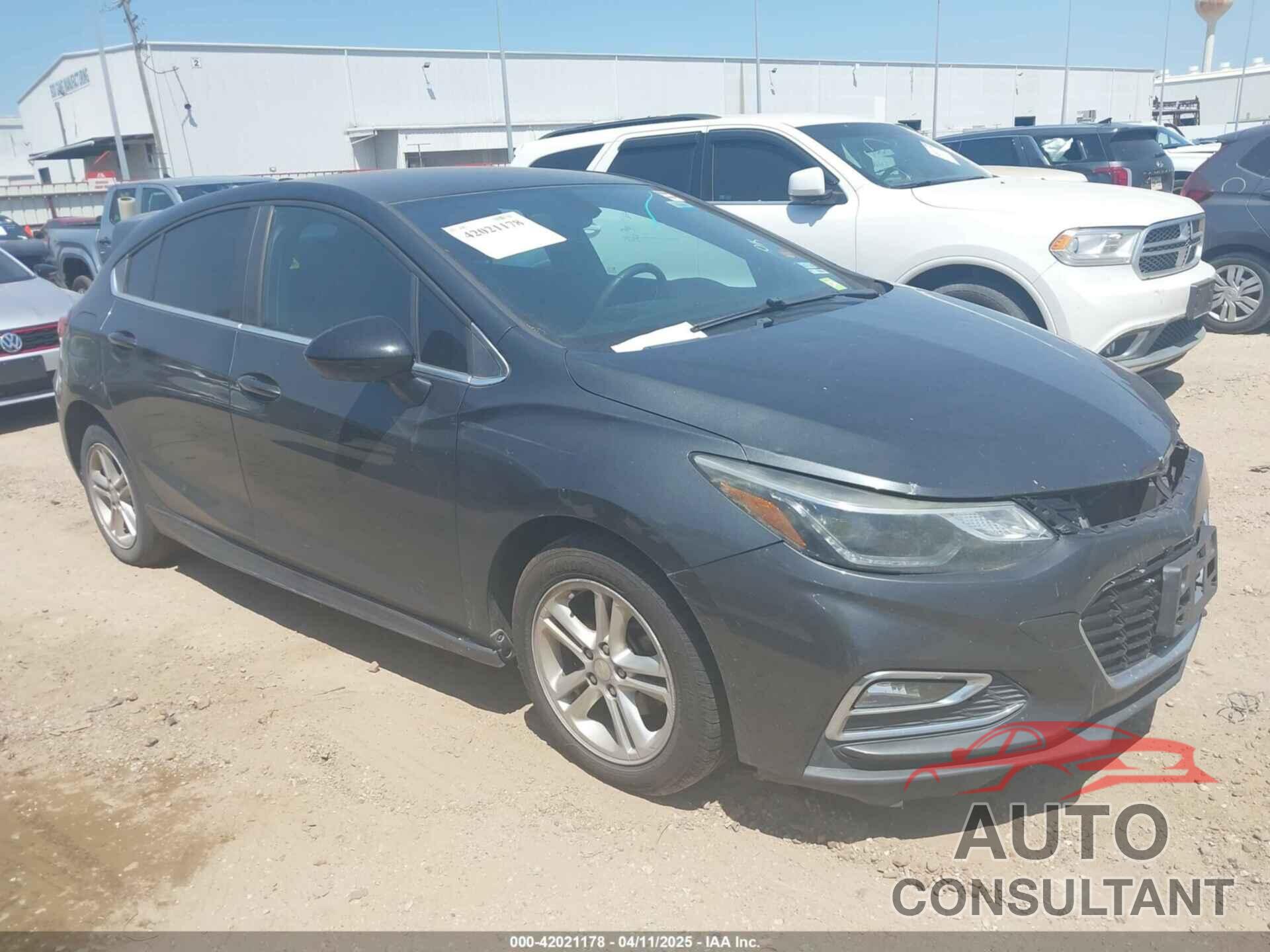 CHEVROLET CRUZE 2018 - 3G1BE6SM7JS598801