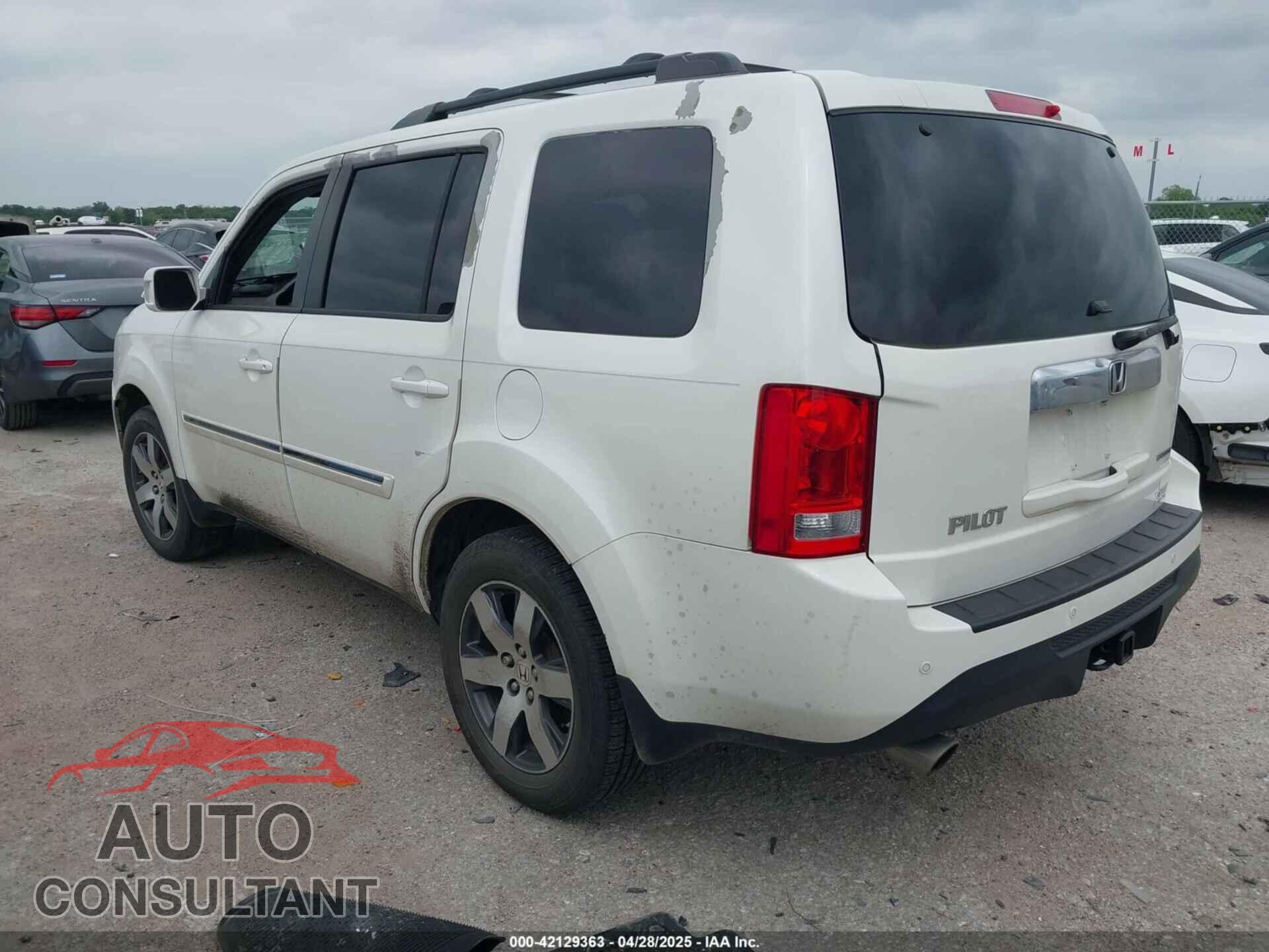 HONDA PILOT 2013 - 5FNYF3H97DB008934