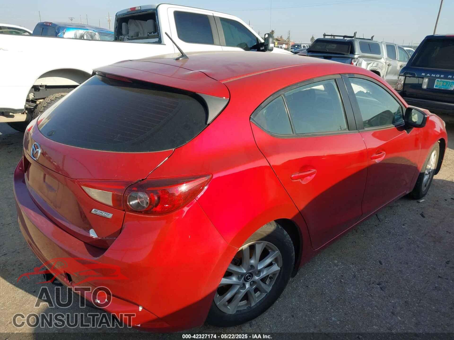 MAZDA MAZDA3 2017 - JM1BN1K76H1102421