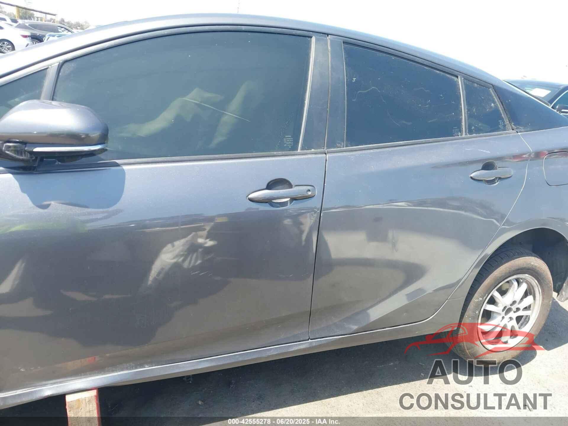 TOYOTA PRIUS 2019 - JTDKARFU3K3070453