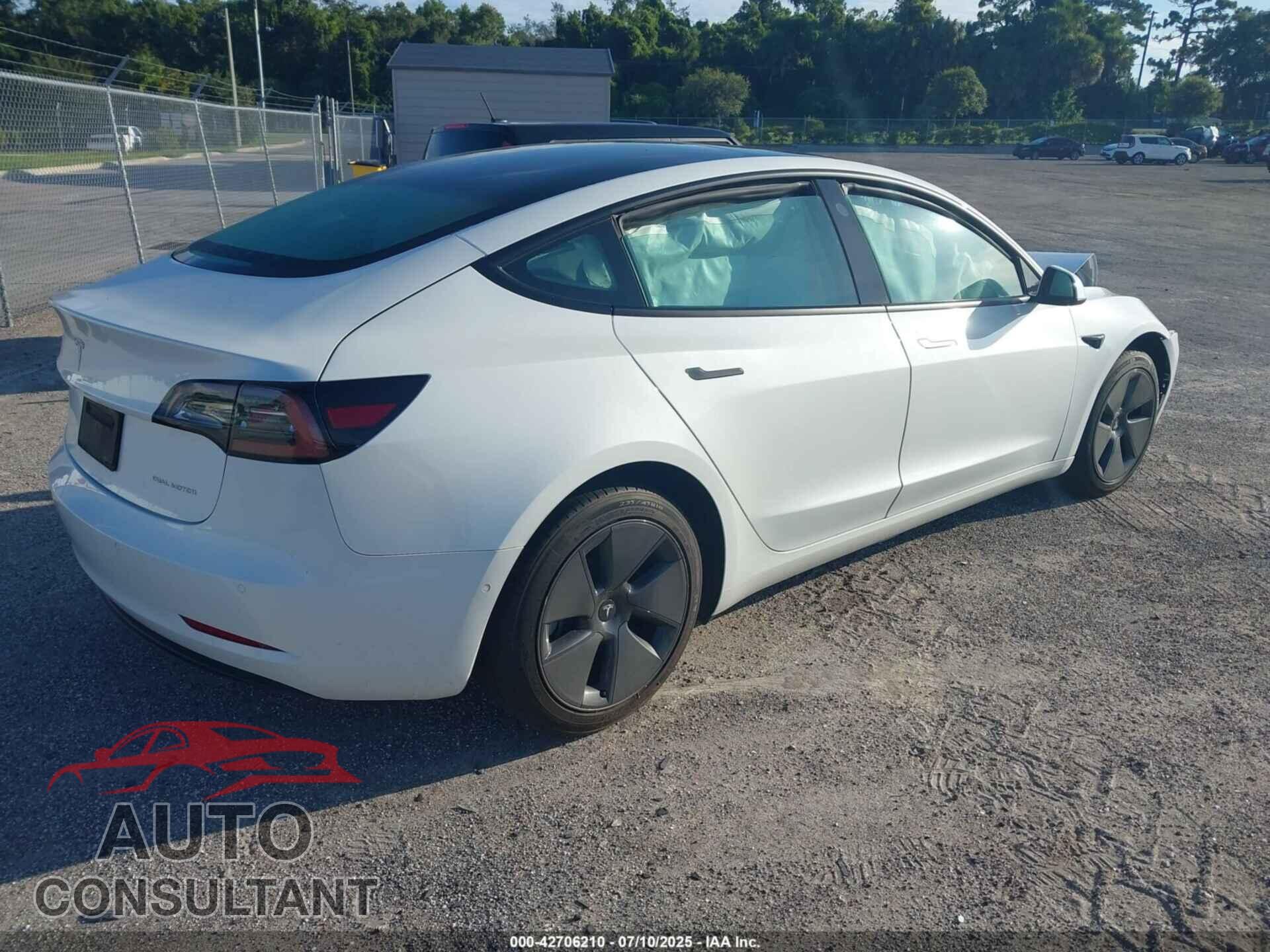 TESLA MODEL 3 2021 - 5YJ3E1EB4MF055329