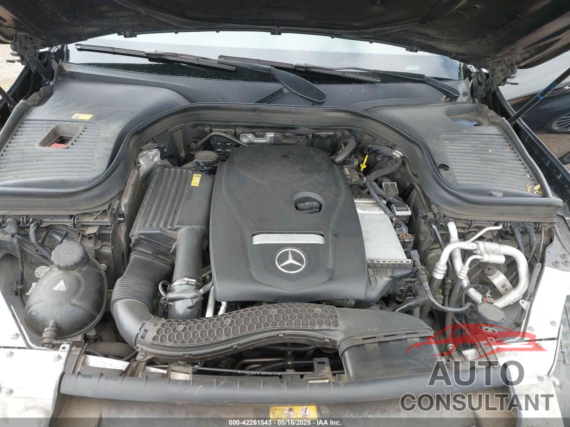 MERCEDES-BENZ GLC 300 2016 - WDC0G4KB6GF087180