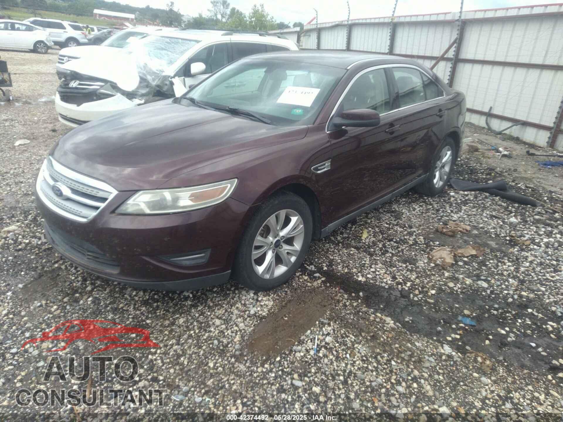 FORD TAURUS 2011 - 1FAHP2EW8BG180562