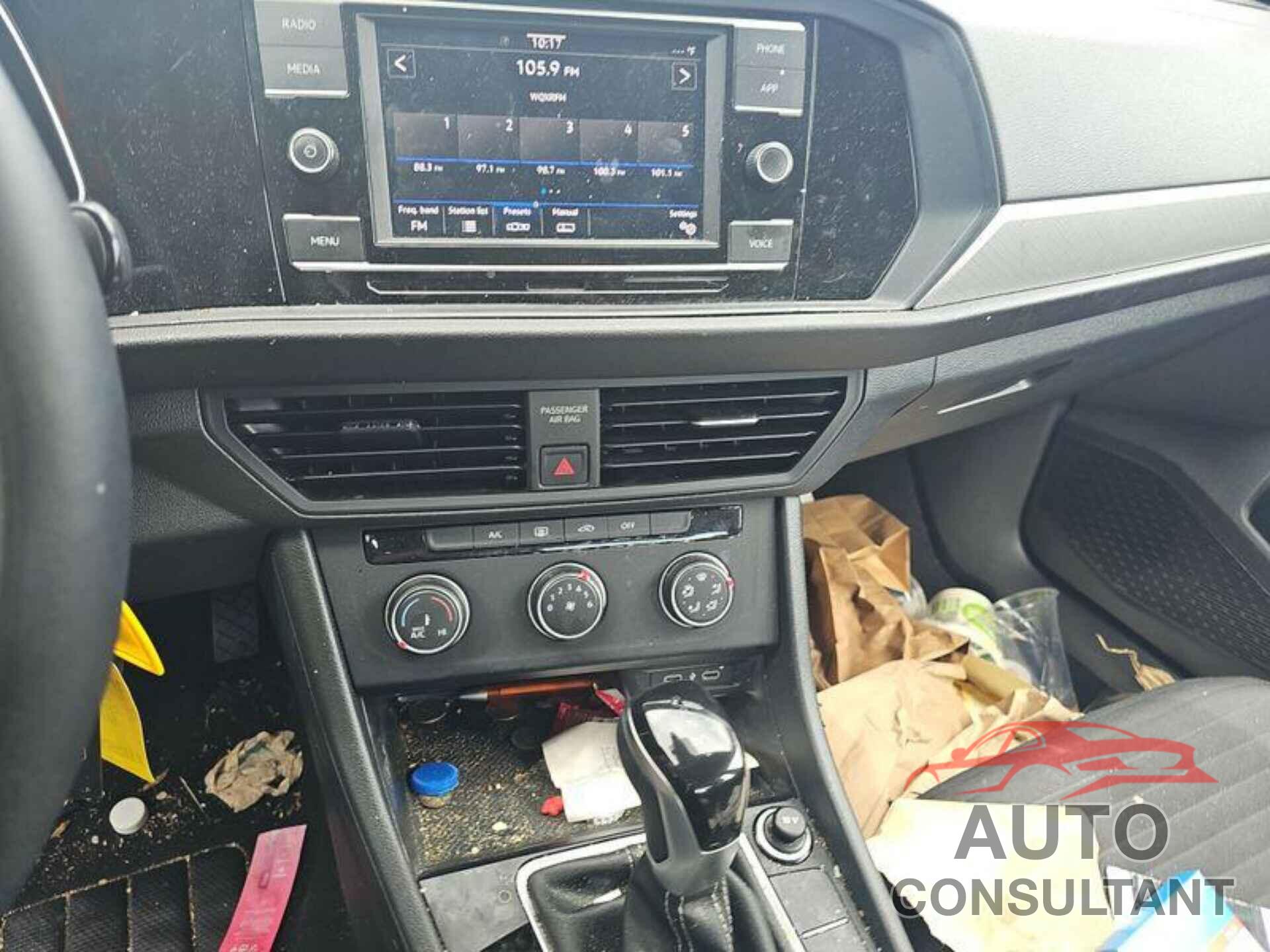 VOLKSWAGEN JETTA 2024 - 3VW5M7BU6RM050864