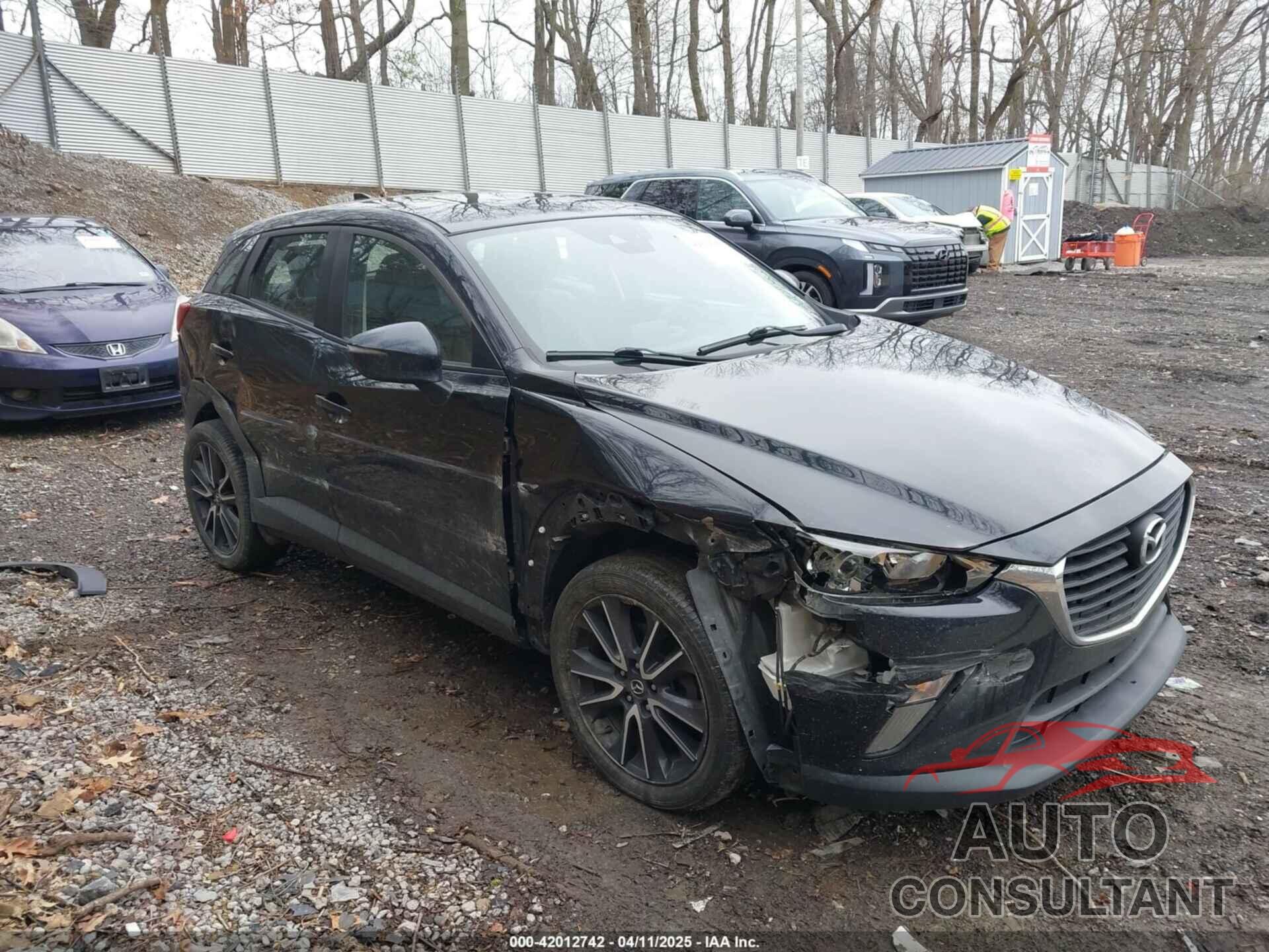 MAZDA CX-3 2018 - JM1DKFC78J0314830