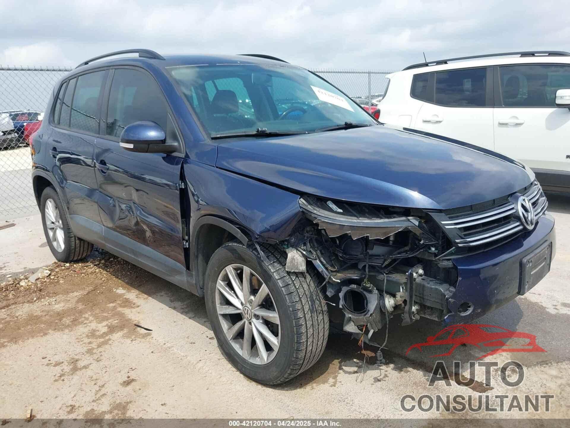 VOLKSWAGEN TIGUAN 2015 - WVGAV7AX1FW508313
