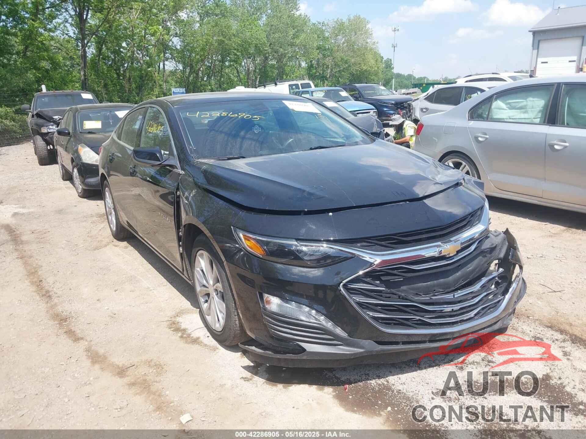 CHEVROLET MALIBU 2020 - 1G1ZD5ST4LF031696