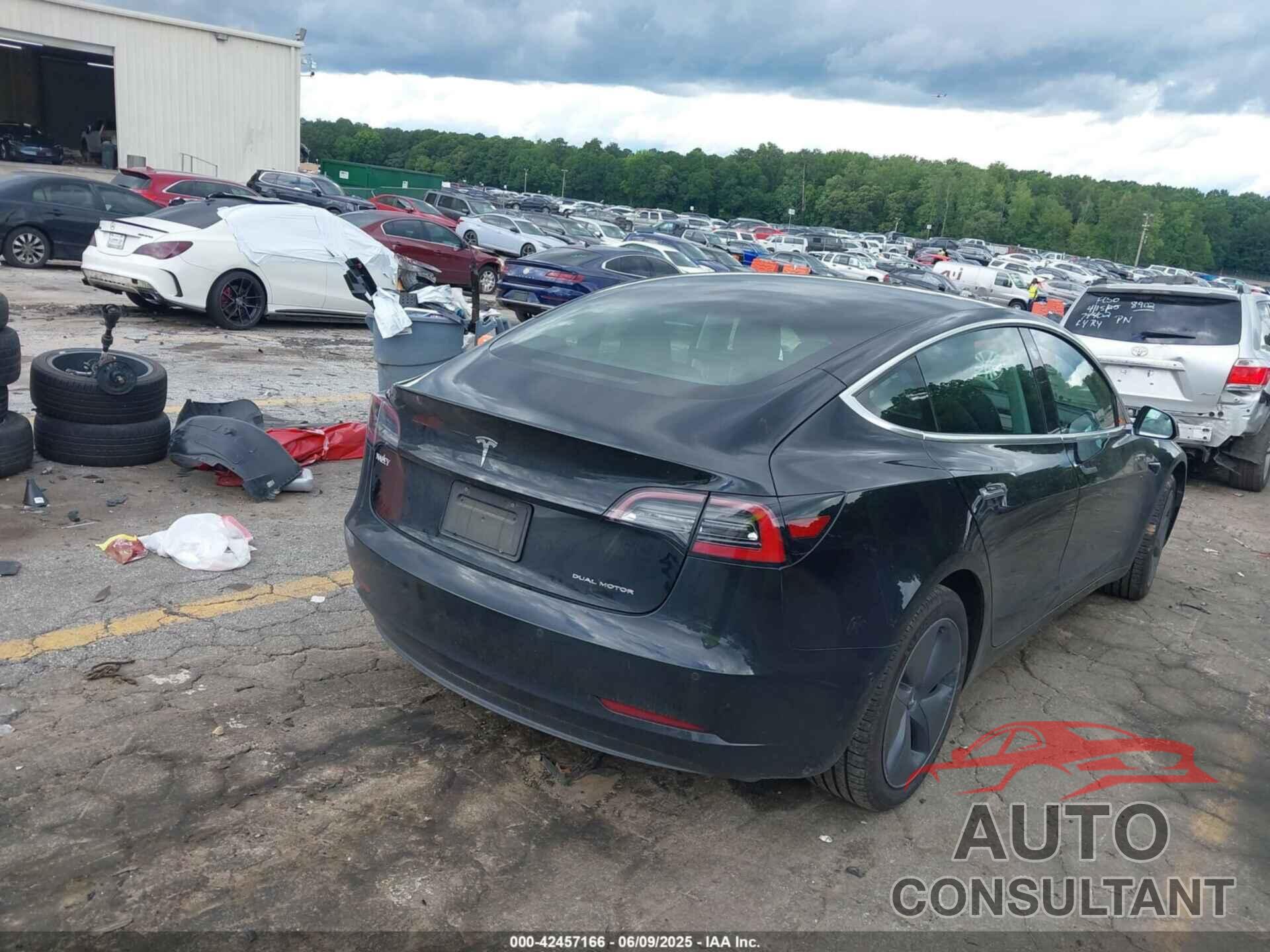 TESLA MODEL 3 2019 - 5YJ3E1EB1KF441834