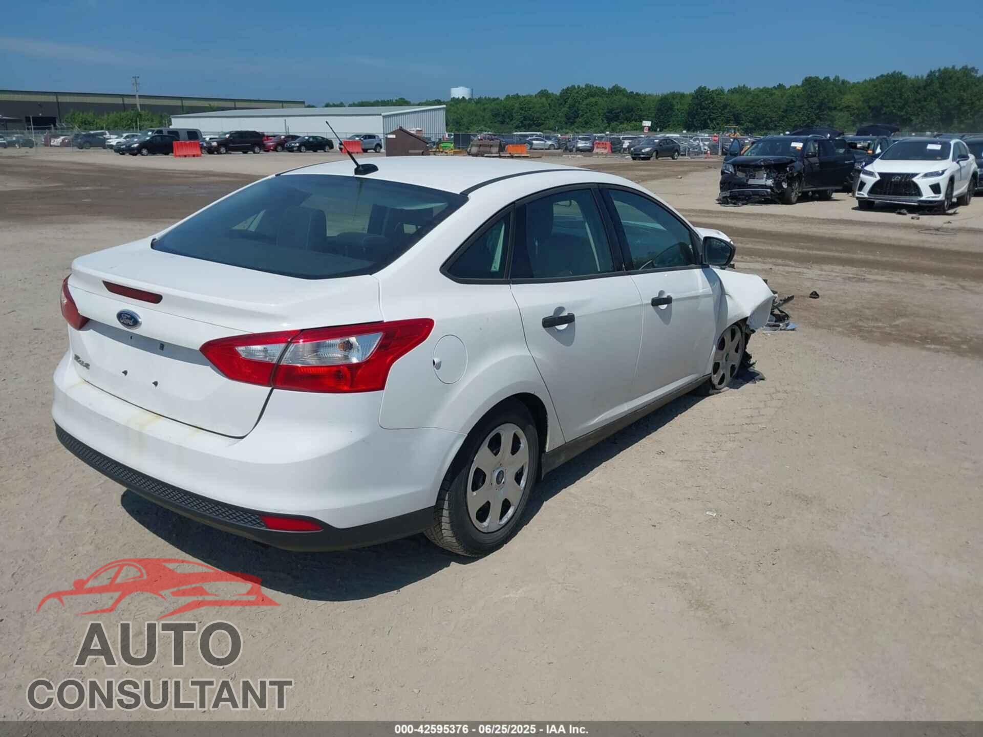 FORD FOCUS 2012 - 1FAHP3E23CL320268