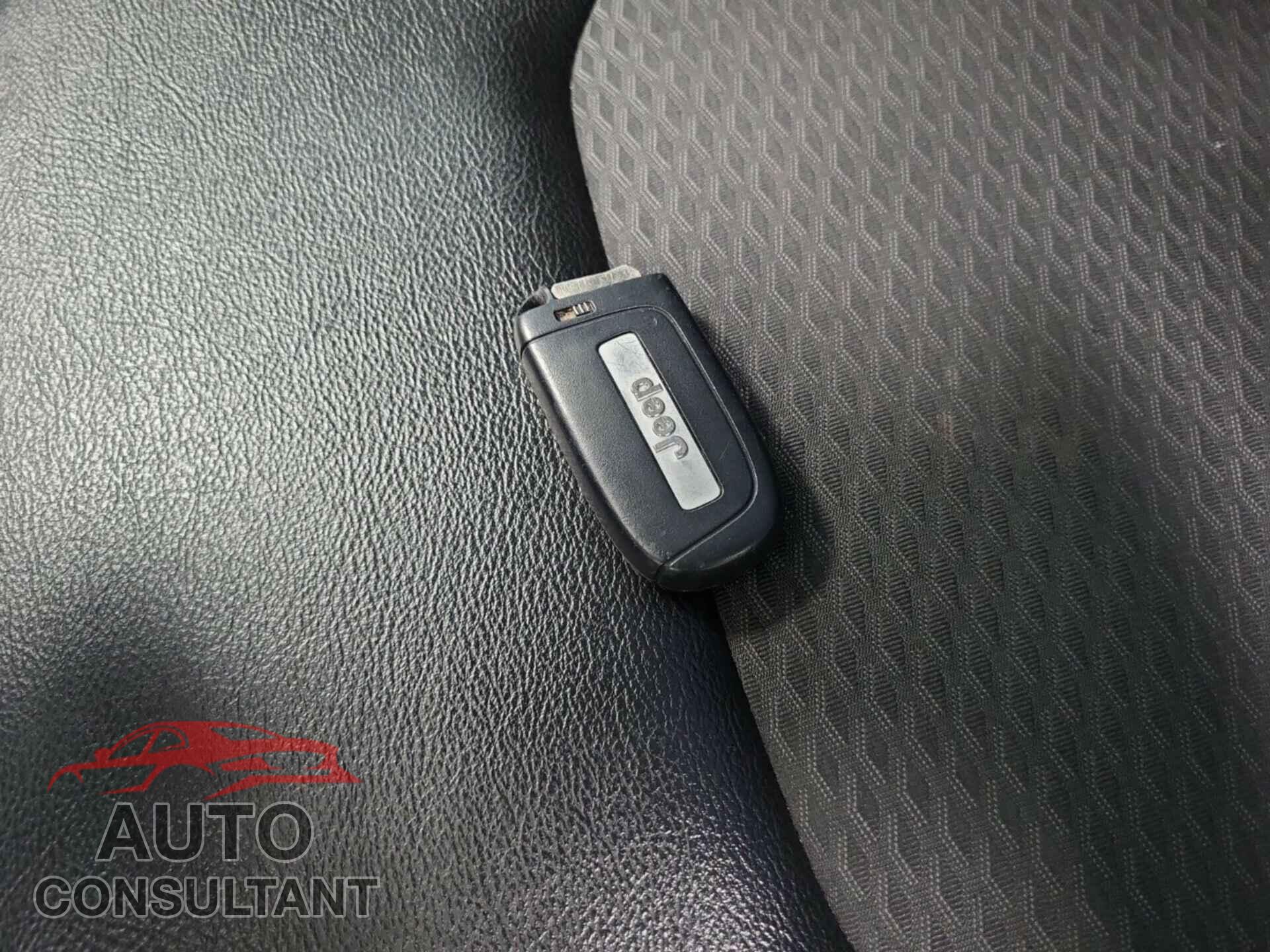 JEEP COMPASS 2022 - 3C4NJDBB3NT164524