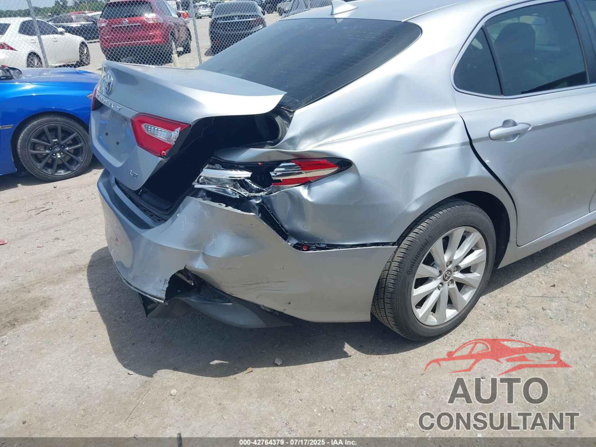 TOYOTA CAMRY 2020 - 4T1C11AK5LU365542
