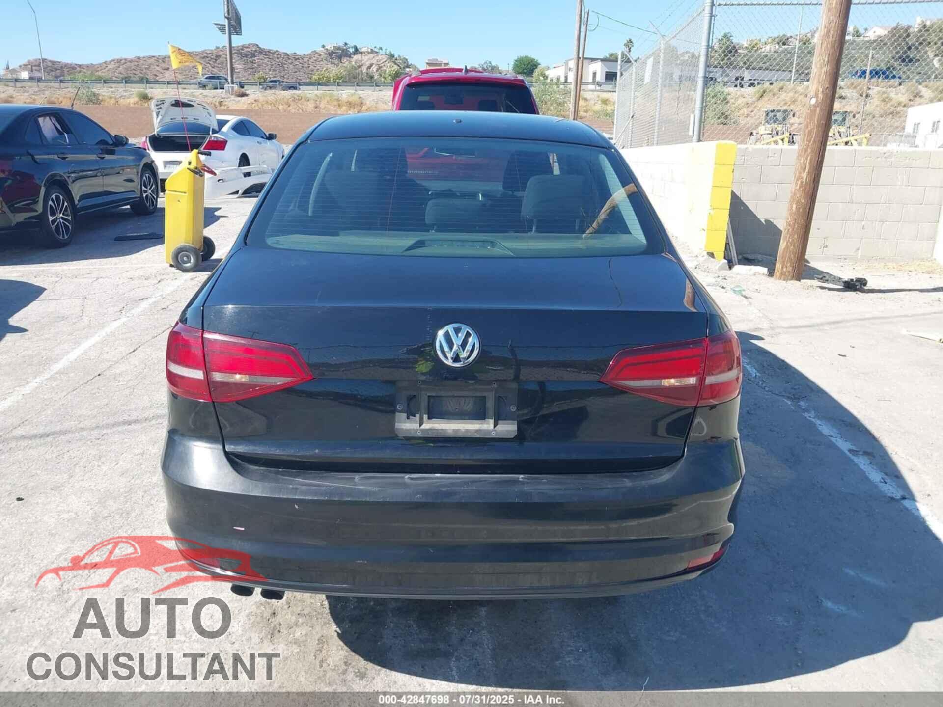 VOLKSWAGEN JETTA 2017 - 3VW2B7AJ7HM277155