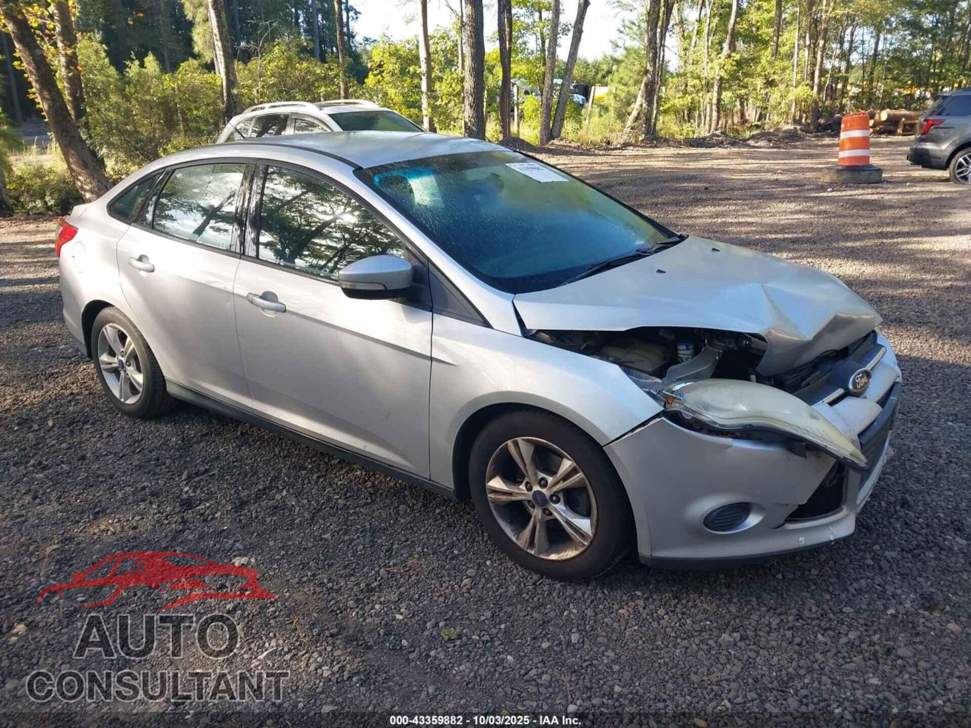 FORD FOCUS 2014 - 1FADP3F24EL181039
