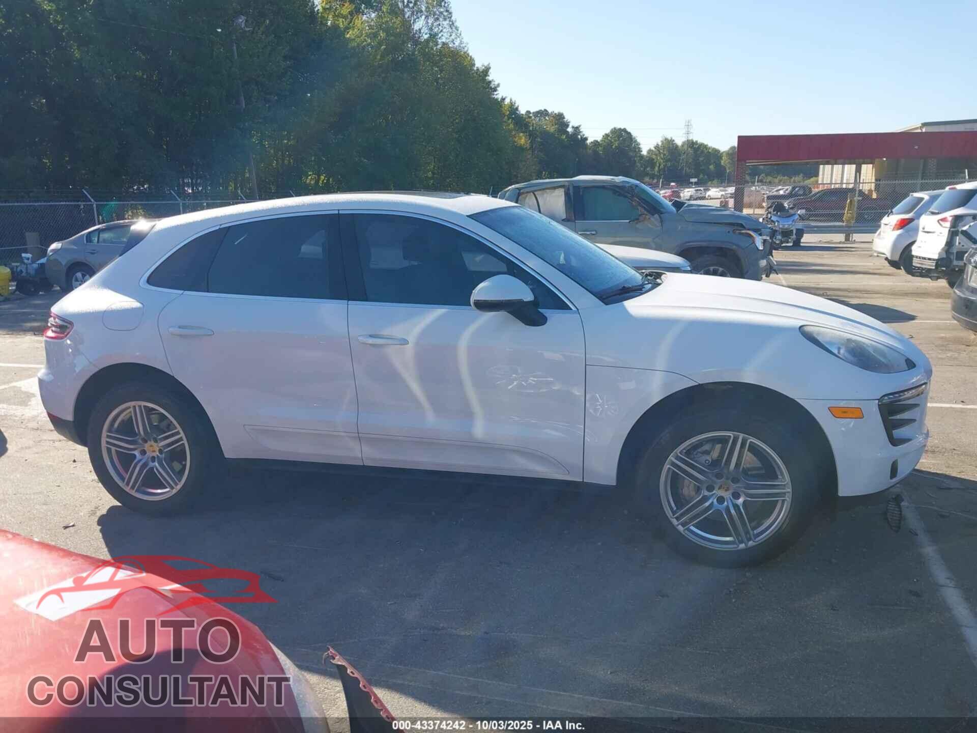 PORSCHE MACAN 2015 - WP1AB2A54FLB55368