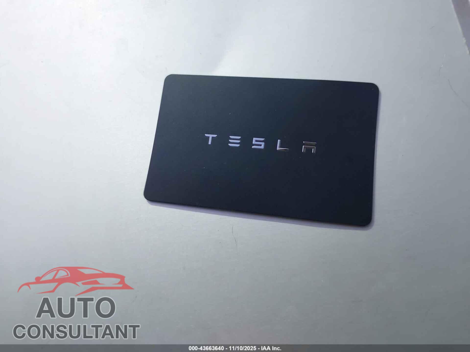 TESLA MODEL 3 2018 - 5YJ3E1EB3JF100272