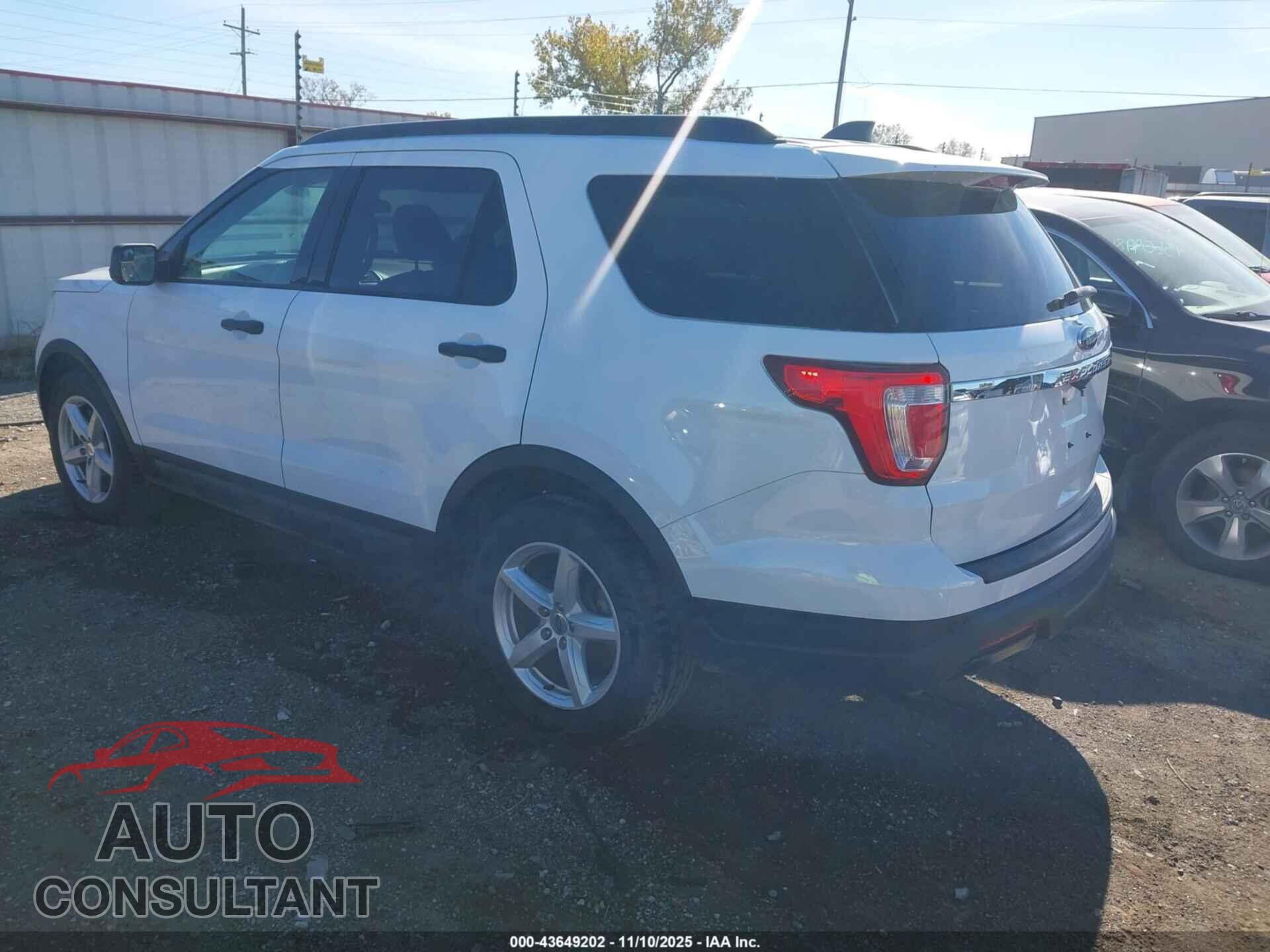FORD EXPLORER 2018 - 1FM5K7B8XJGB39388
