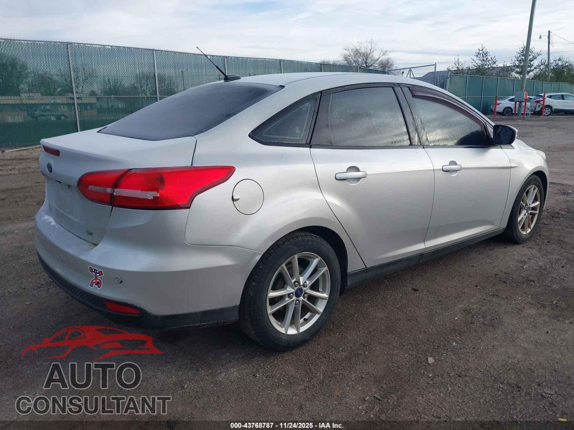 FORD FOCUS 2016 - 1FADP3F28GL201795