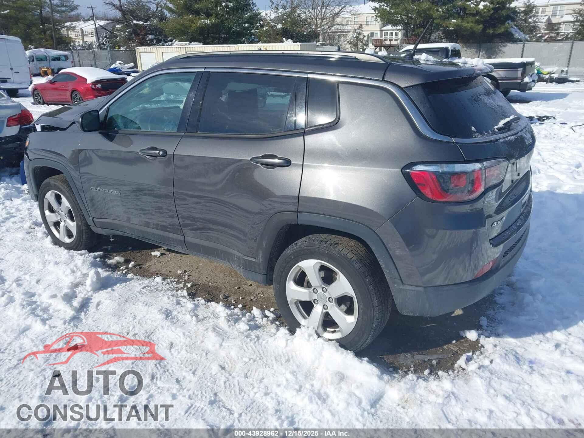 JEEP COMPASS 2018 - 3C4NJDBB7JT345152