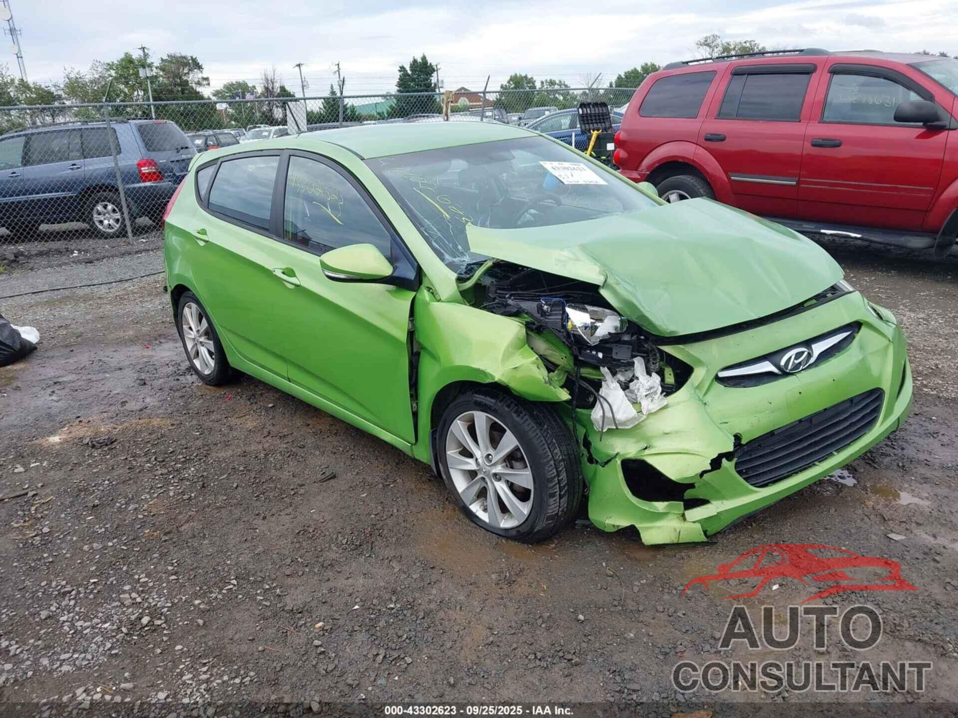HYUNDAI ACCENT 2013 - KMHCU5AE1DU109280