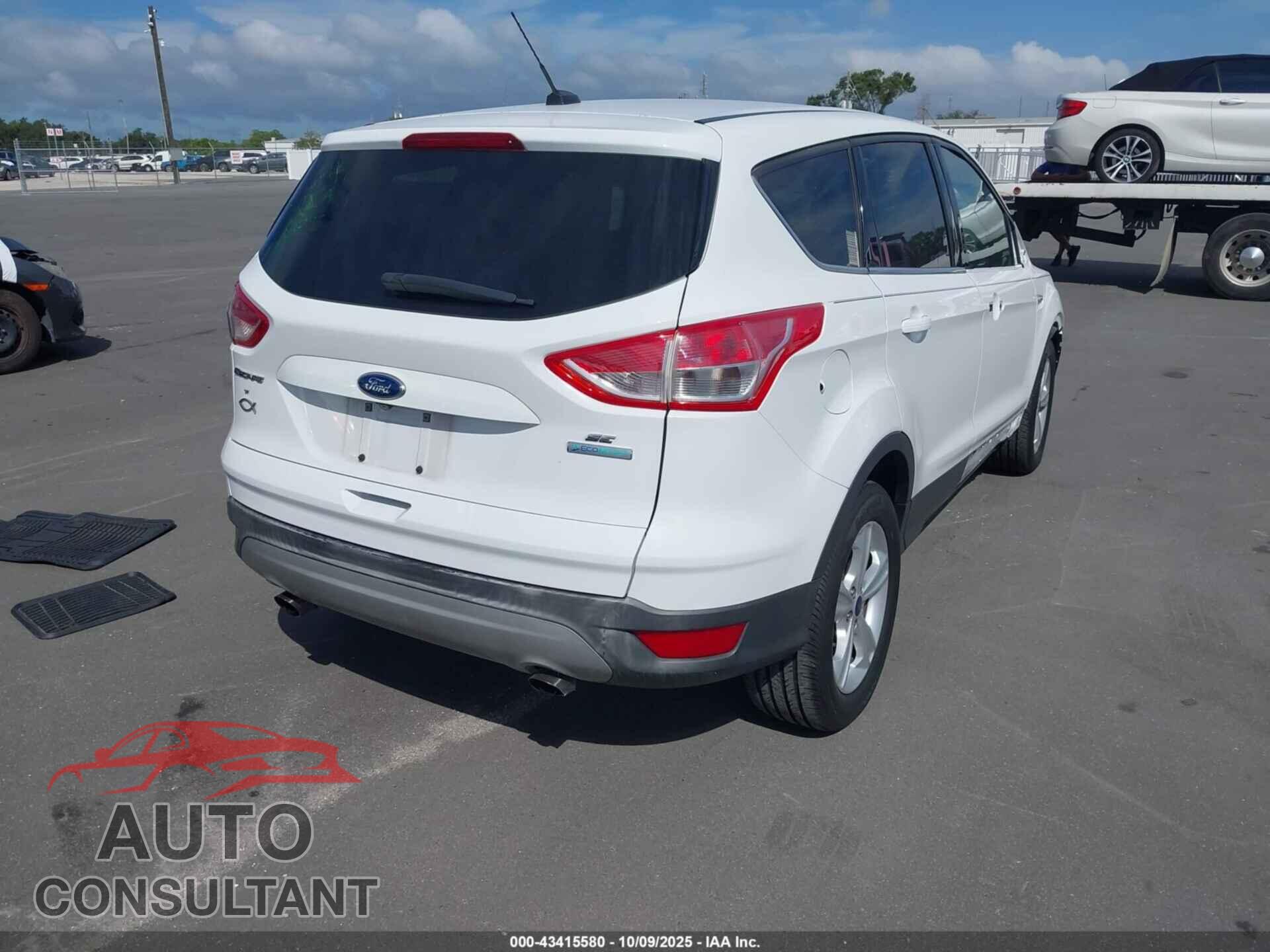 FORD ESCAPE 2016 - 1FMCU0G95GUC29357