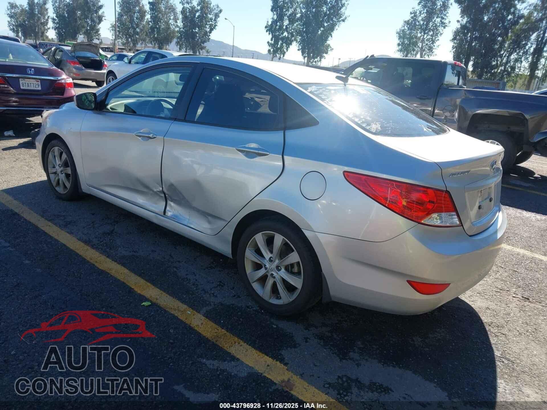 HYUNDAI ACCENT 2012 - KMHCU4AE3CU182515