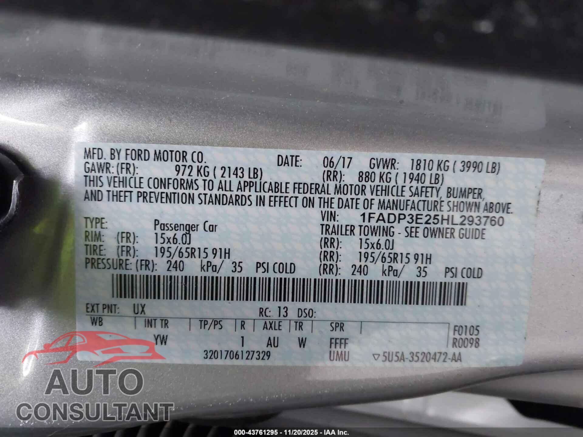 FORD FOCUS 2017 - 1FADP3E25HL293760