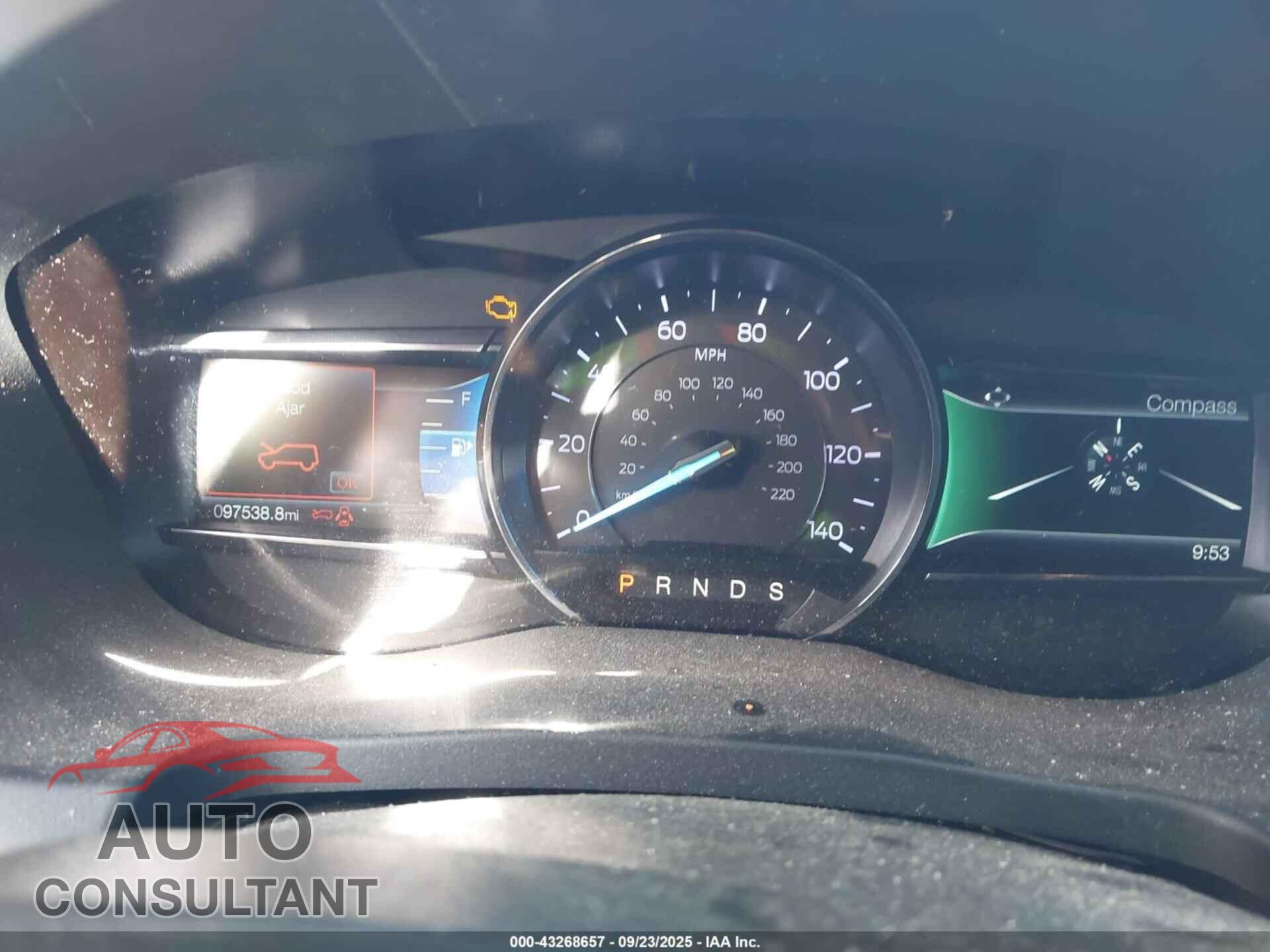 FORD EXPLORER 2018 - 1FM5K7D85JGB85143