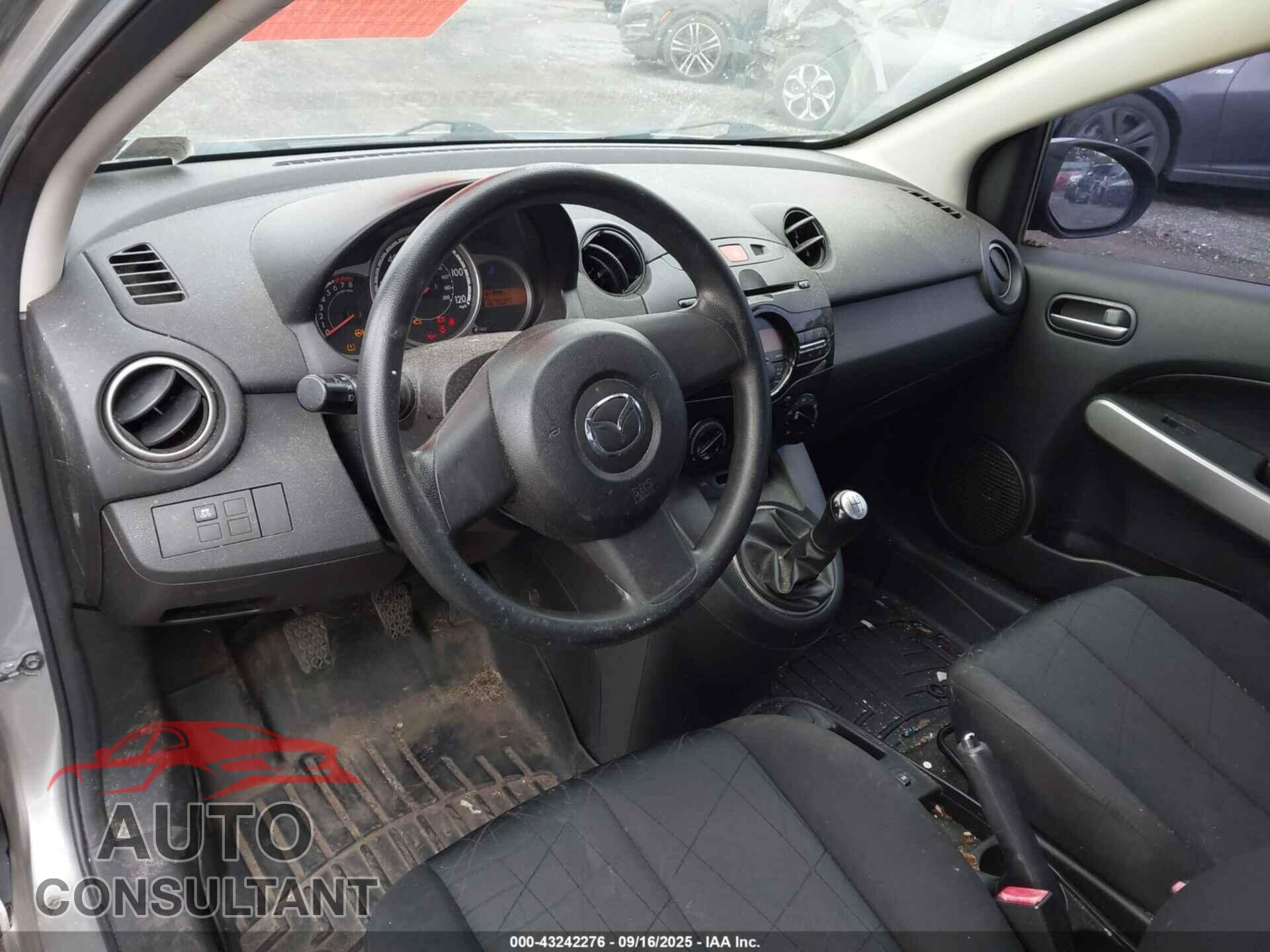 MAZDA MAZDA2 2011 - JM1DE1HY5B0103582