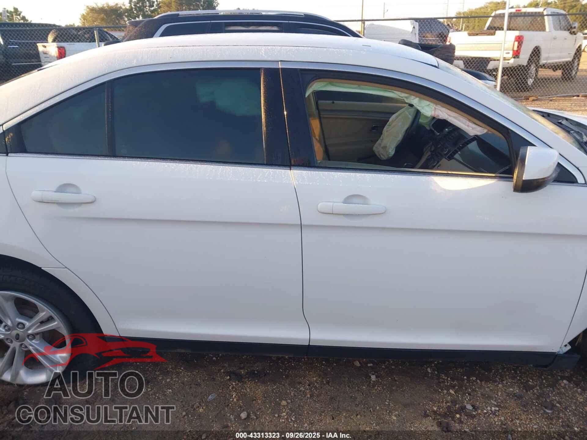 FORD TAURUS 2014 - 1FAHP2E86EG171297