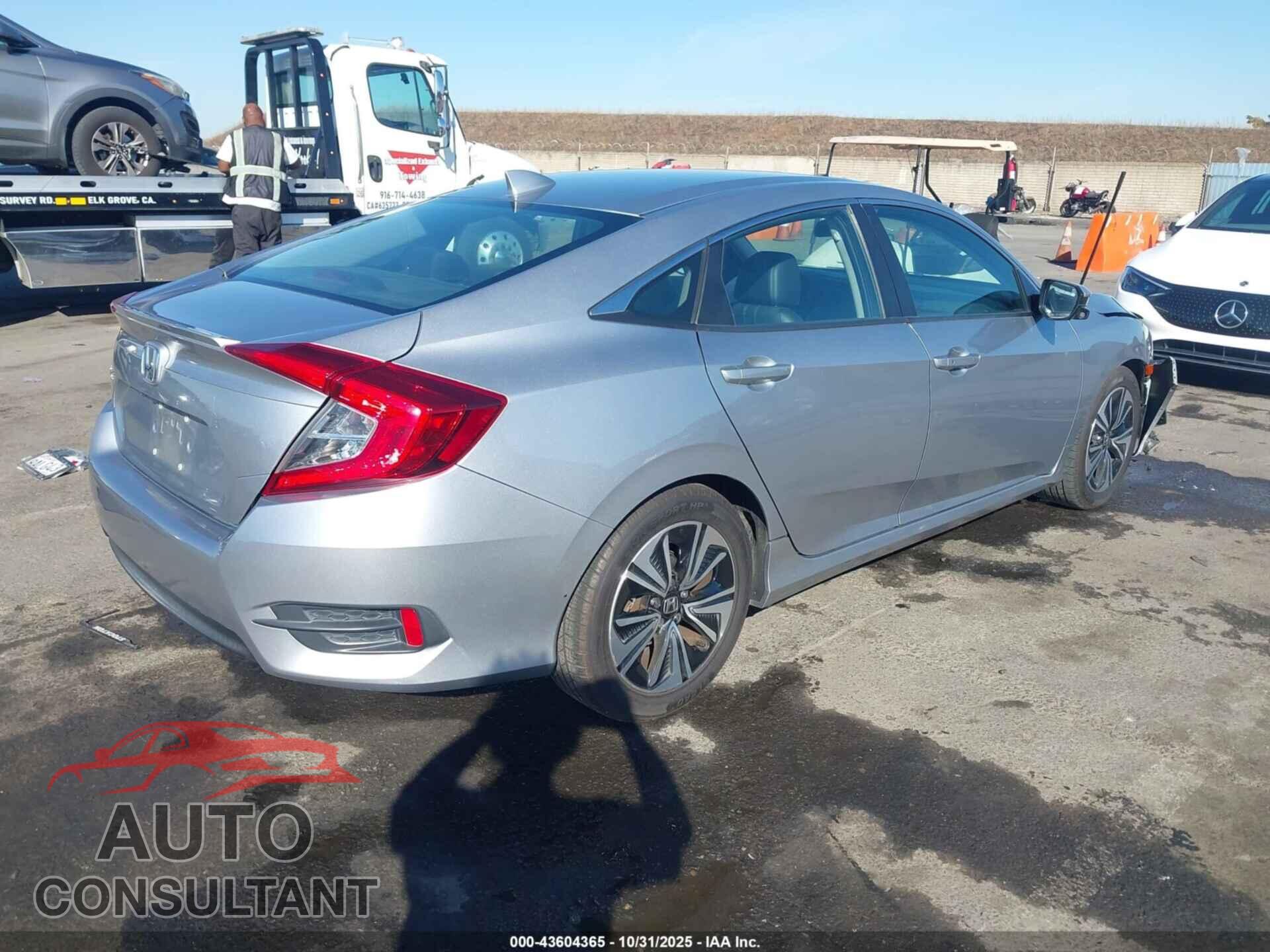 HONDA CIVIC 2017 - 19XFC1F78HE207105