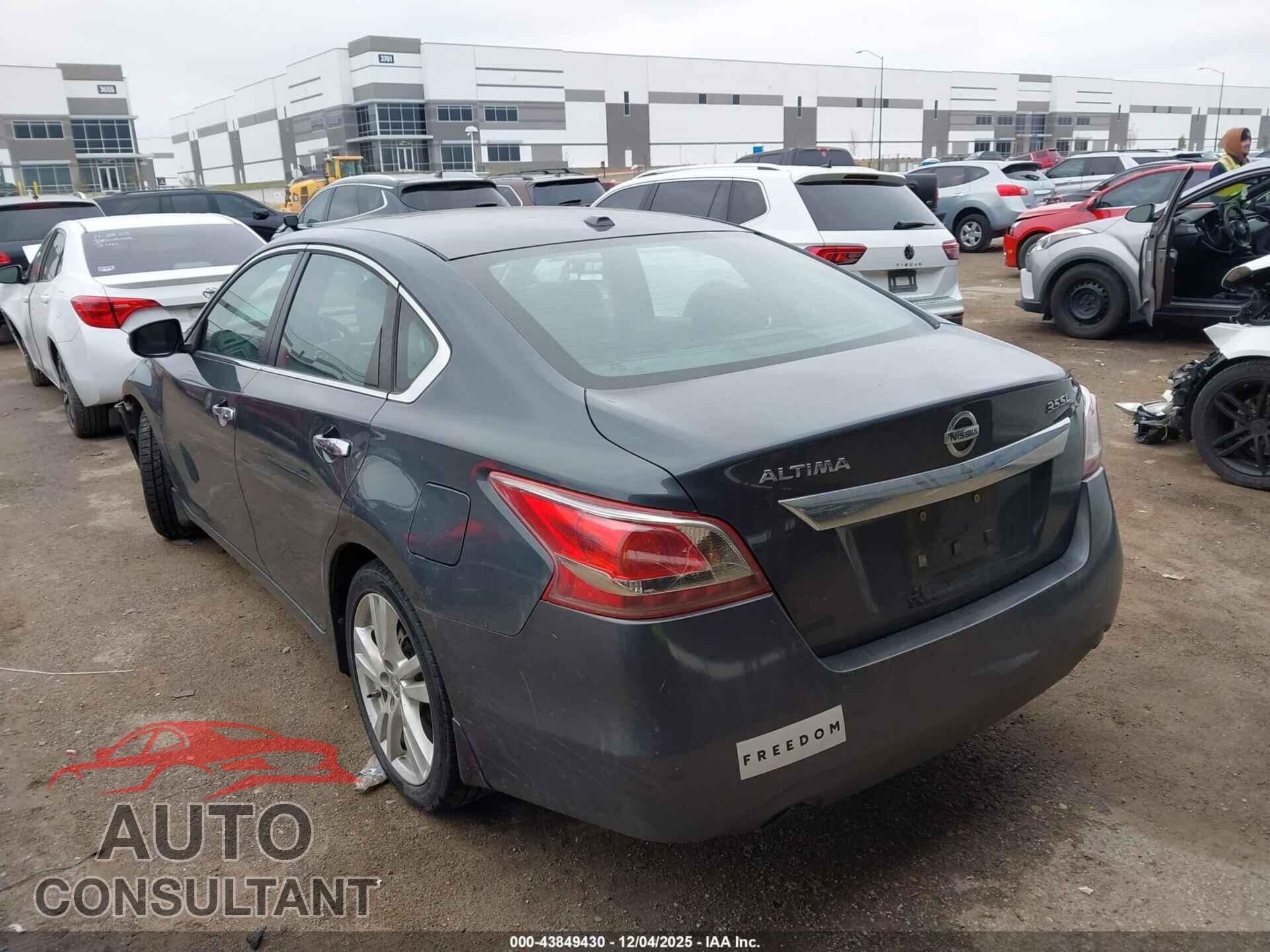 NISSAN ALTIMA 2013 - 1N4BL3AP1DN536497