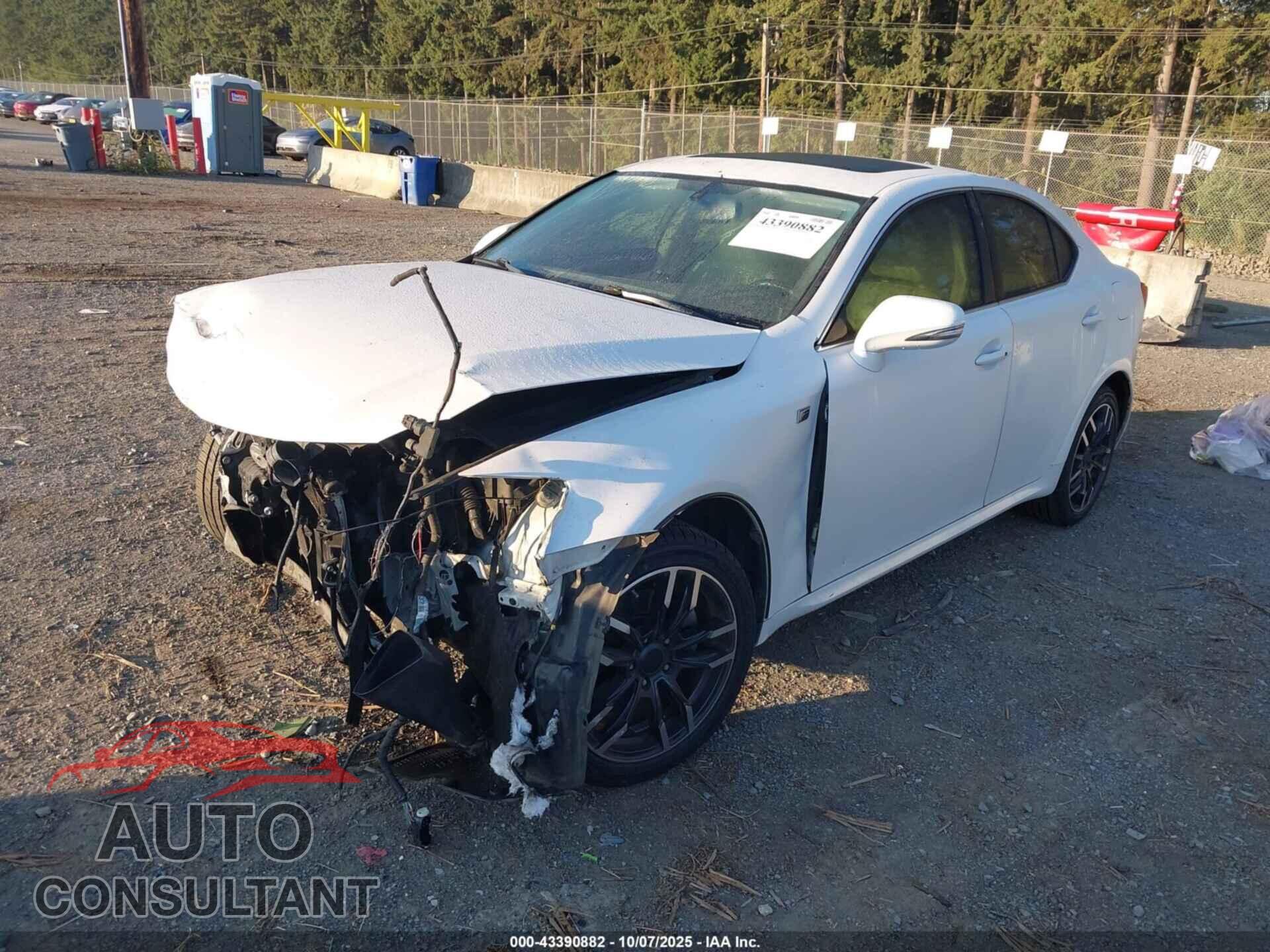 LEXUS IS 250 2013 - JTHCF5C22D5063694