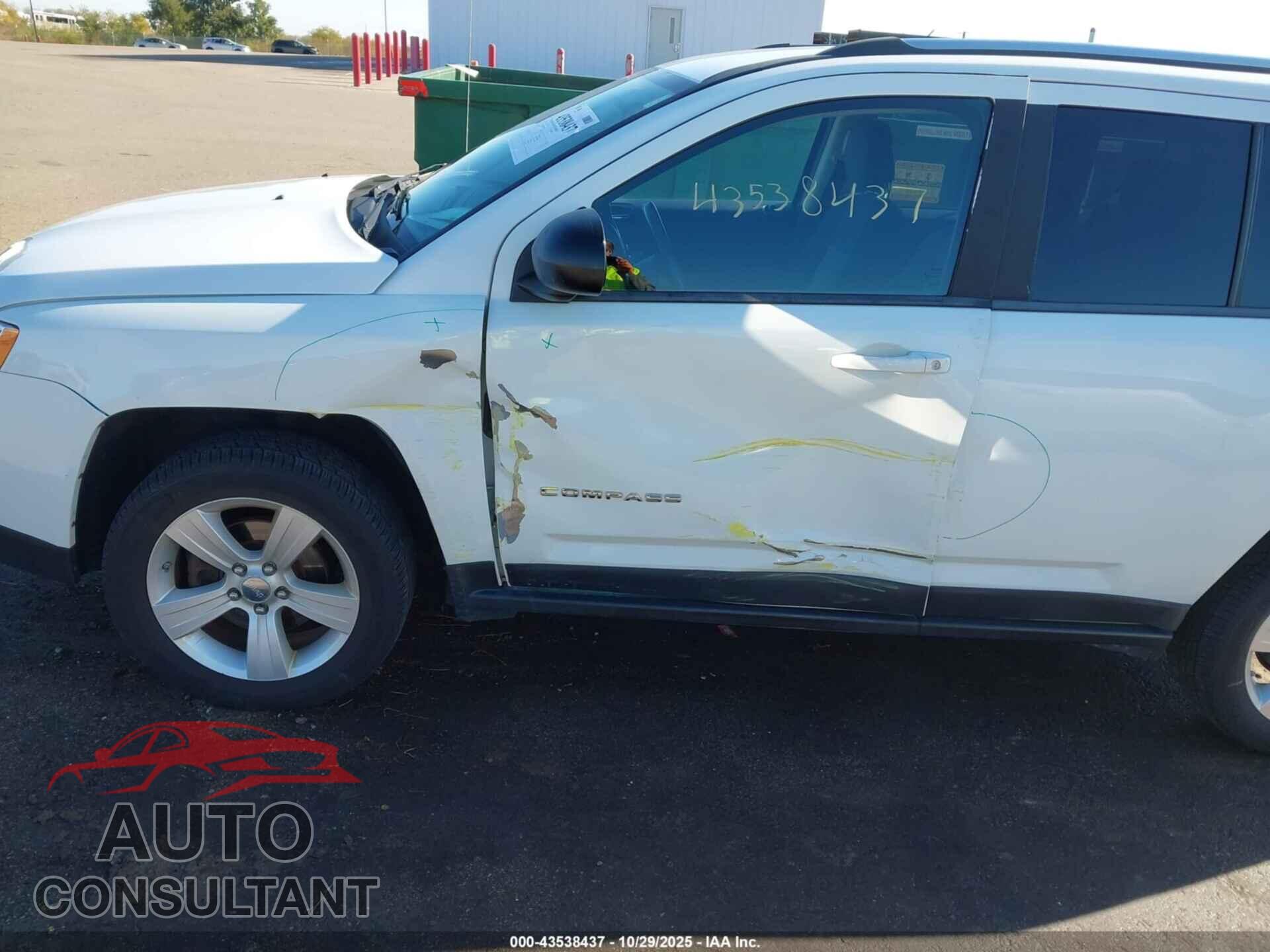 JEEP COMPASS 2011 - 1J4NF1FB0BD263937