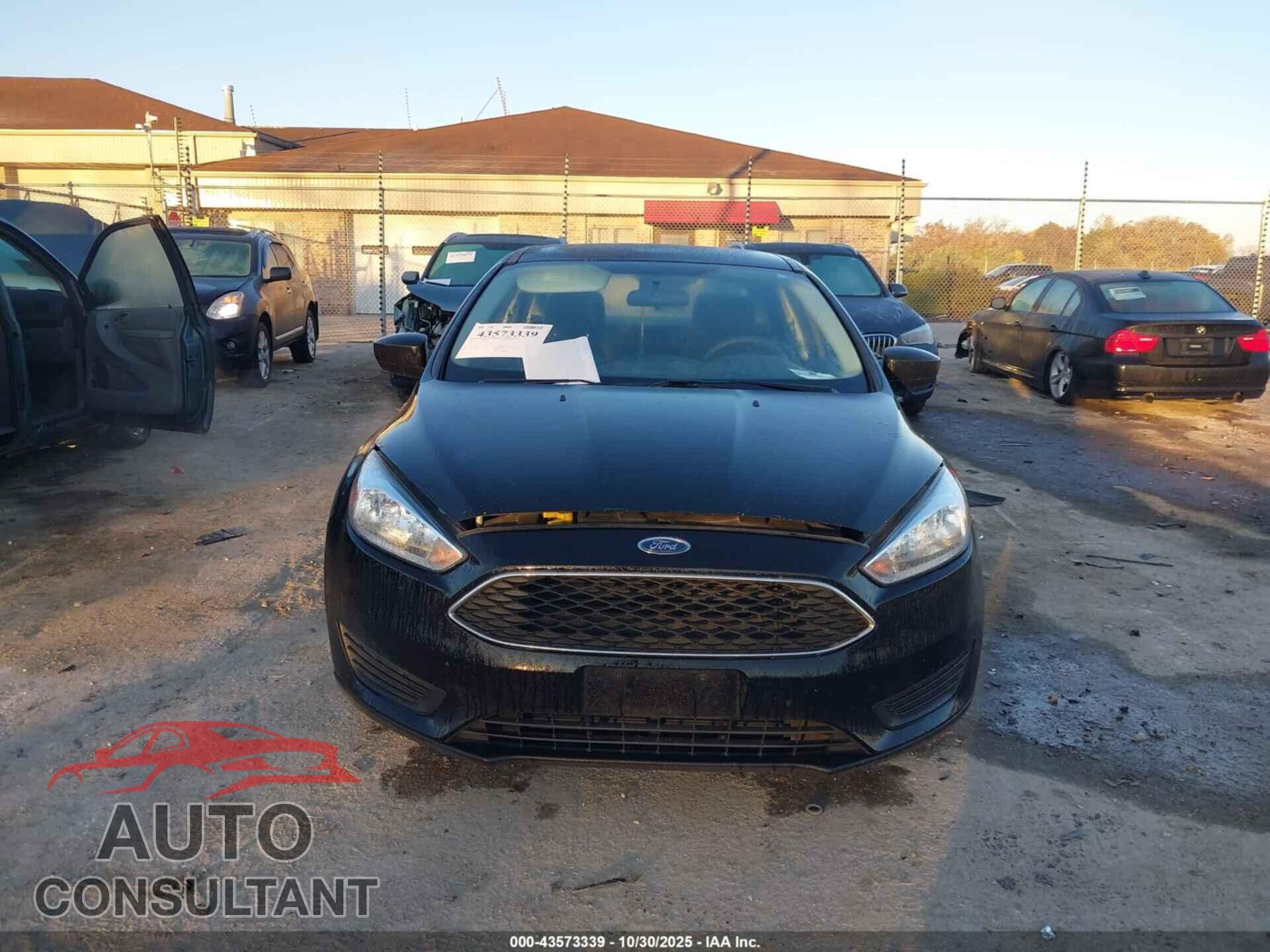 FORD FOCUS 2017 - 1FADP3E22HL252681