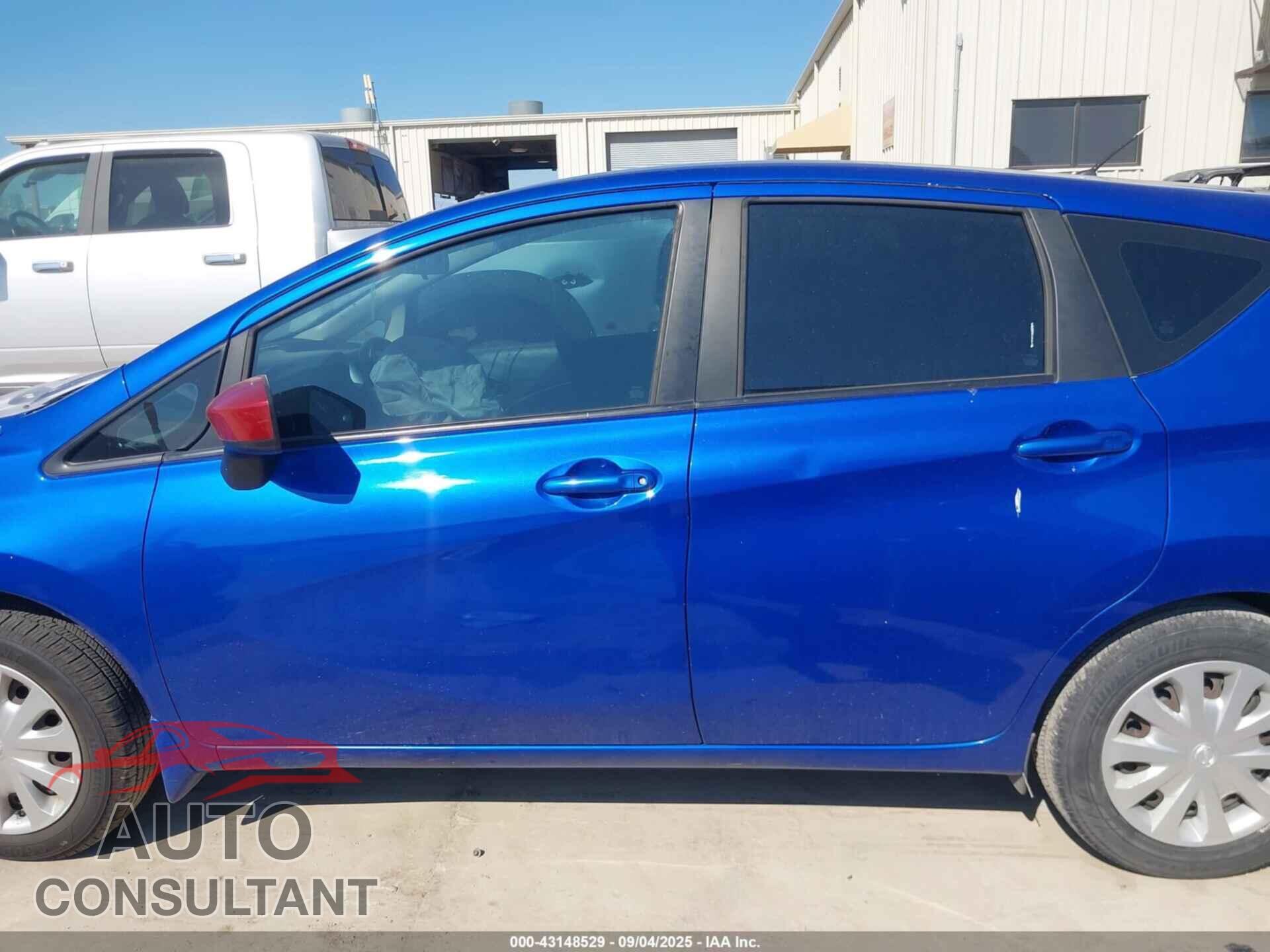 NISSAN VERSA NOTE 2015 - 3N1CE2CP2FL440643