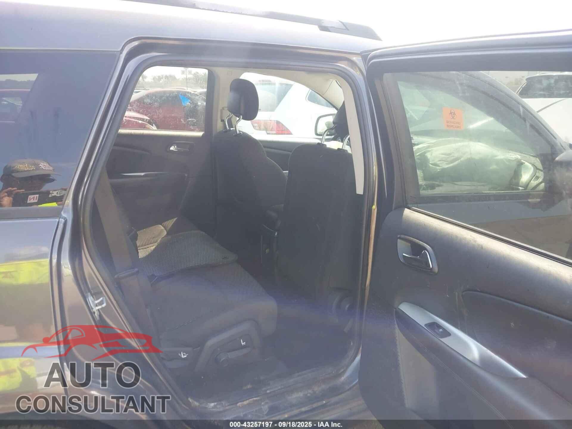 DODGE JOURNEY 2017 - 3C4PDCAB3HT568729