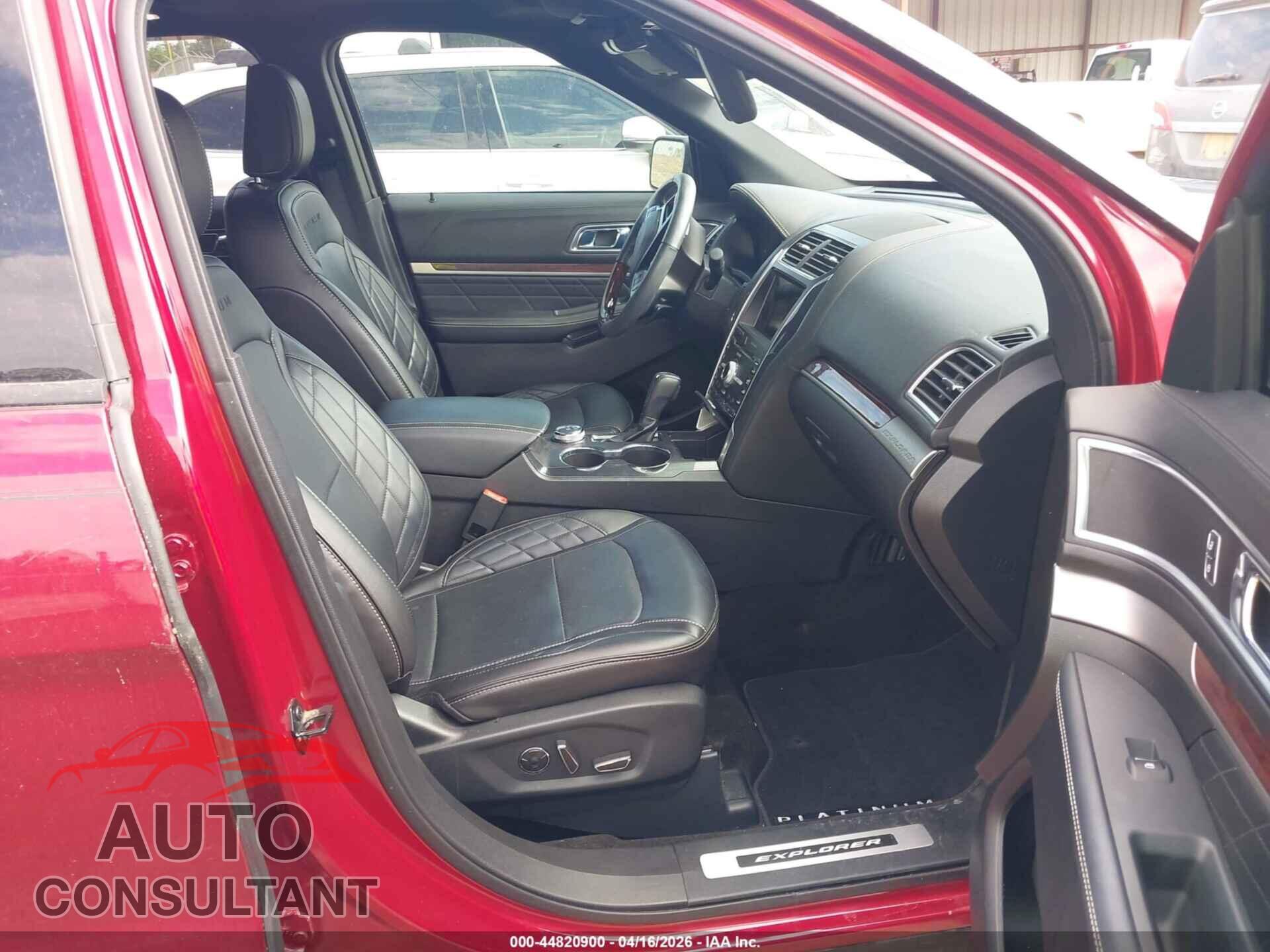 FORD EXPLORER 2018 - 1FM5K8HT5JGB04081