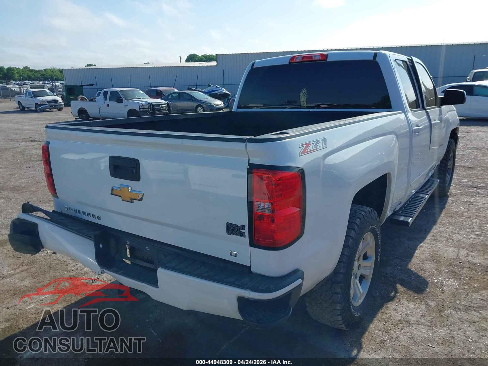 CHEVROLET SILVERADO 1500 2017 - 1GCVKREC4HZ347345
