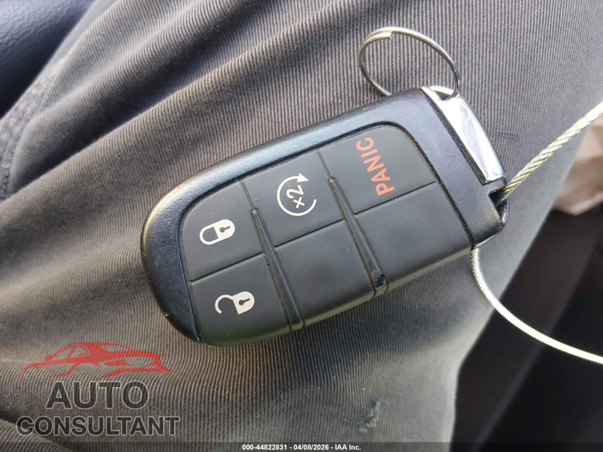 JEEP COMPASS 2022 - 3C4NJDCBXNT184347