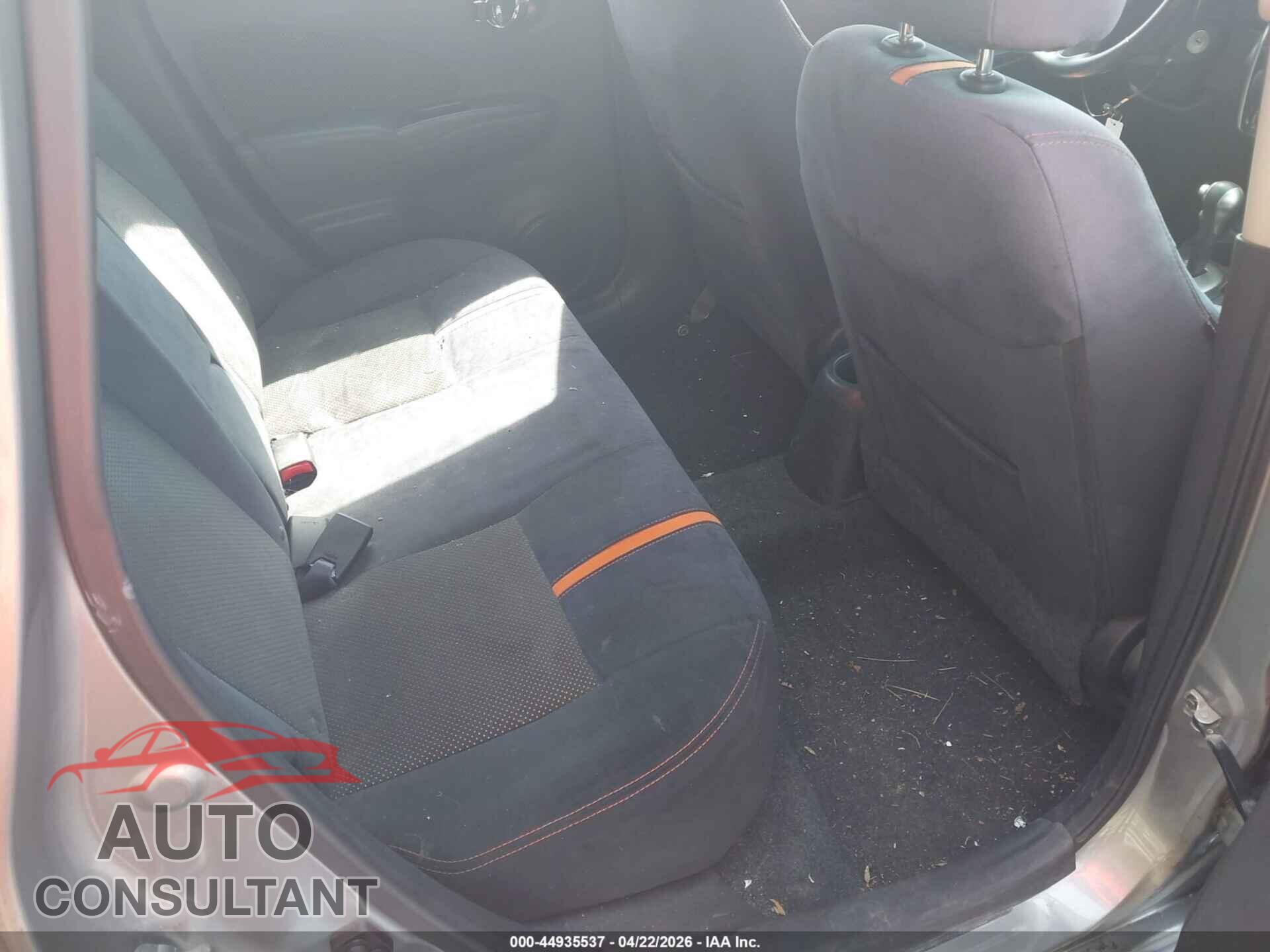 NISSAN VERSA NOTE 2015 - 3N1CE2CP9FL396236