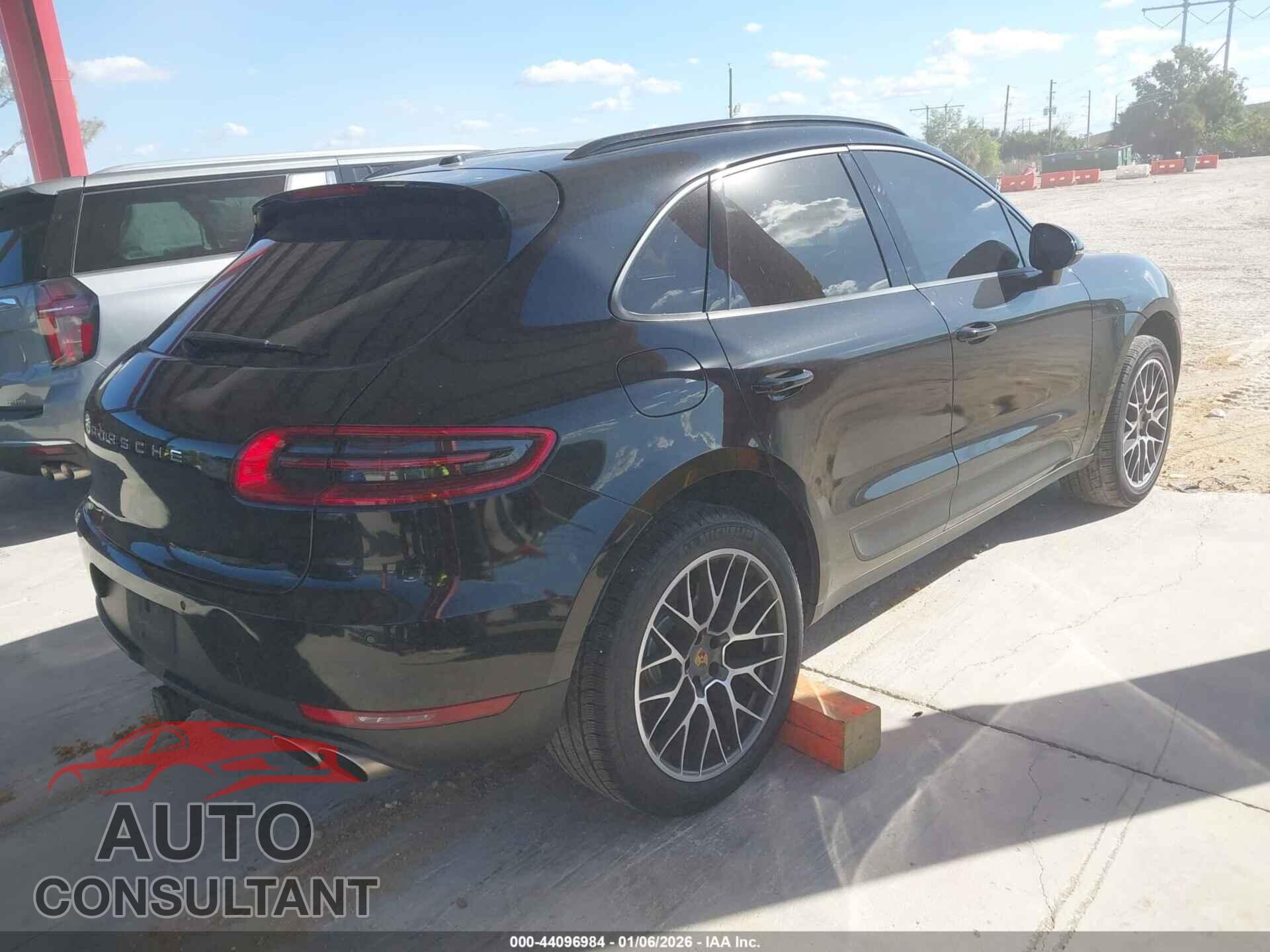 PORSCHE MACAN 2015 - WP1AB2A54FLB71487