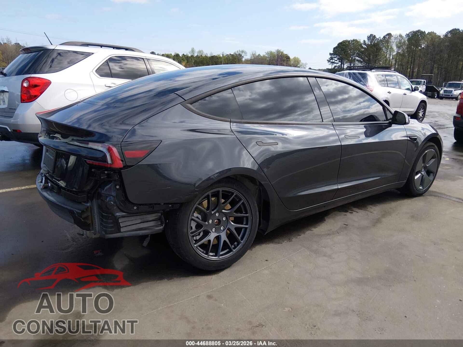 TESLA MODEL 3 2024 - 5YJ3E1EA1RF721920