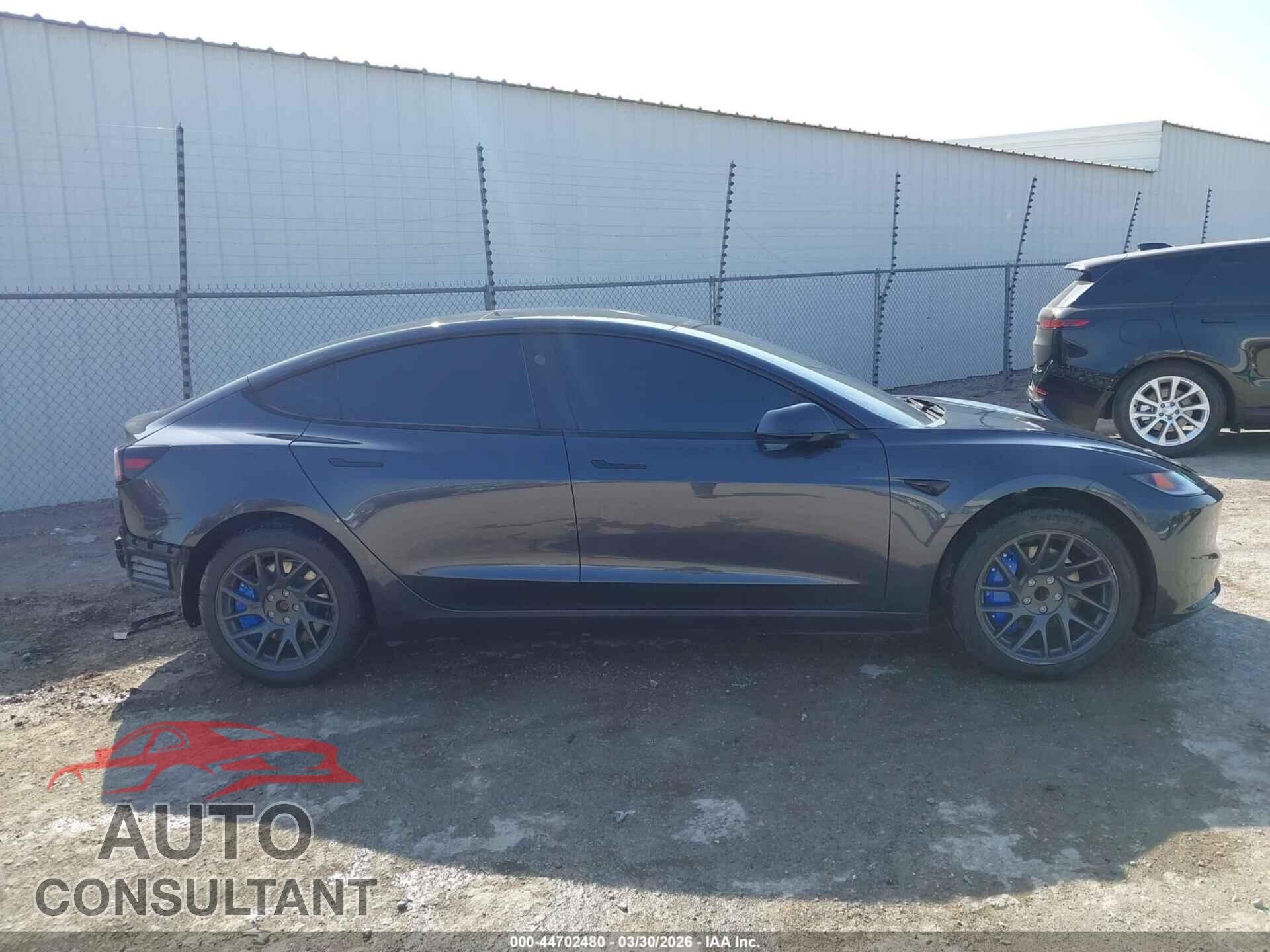 TESLA MODEL 3 2024 - 5YJ3E1EA6RF836089