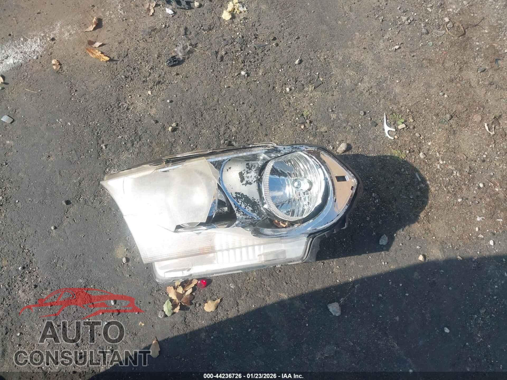 DODGE DURANGO 2013 - 1C4RDHAG8DC676206